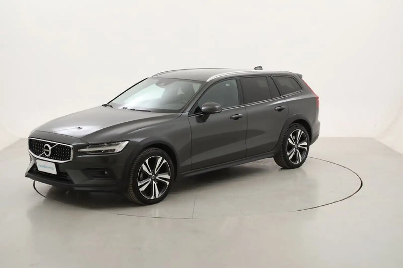 Volvo V60 Cross Country B4 Business Pro Geartronic AWD 2.0 Mild Hybrid Gris - 1