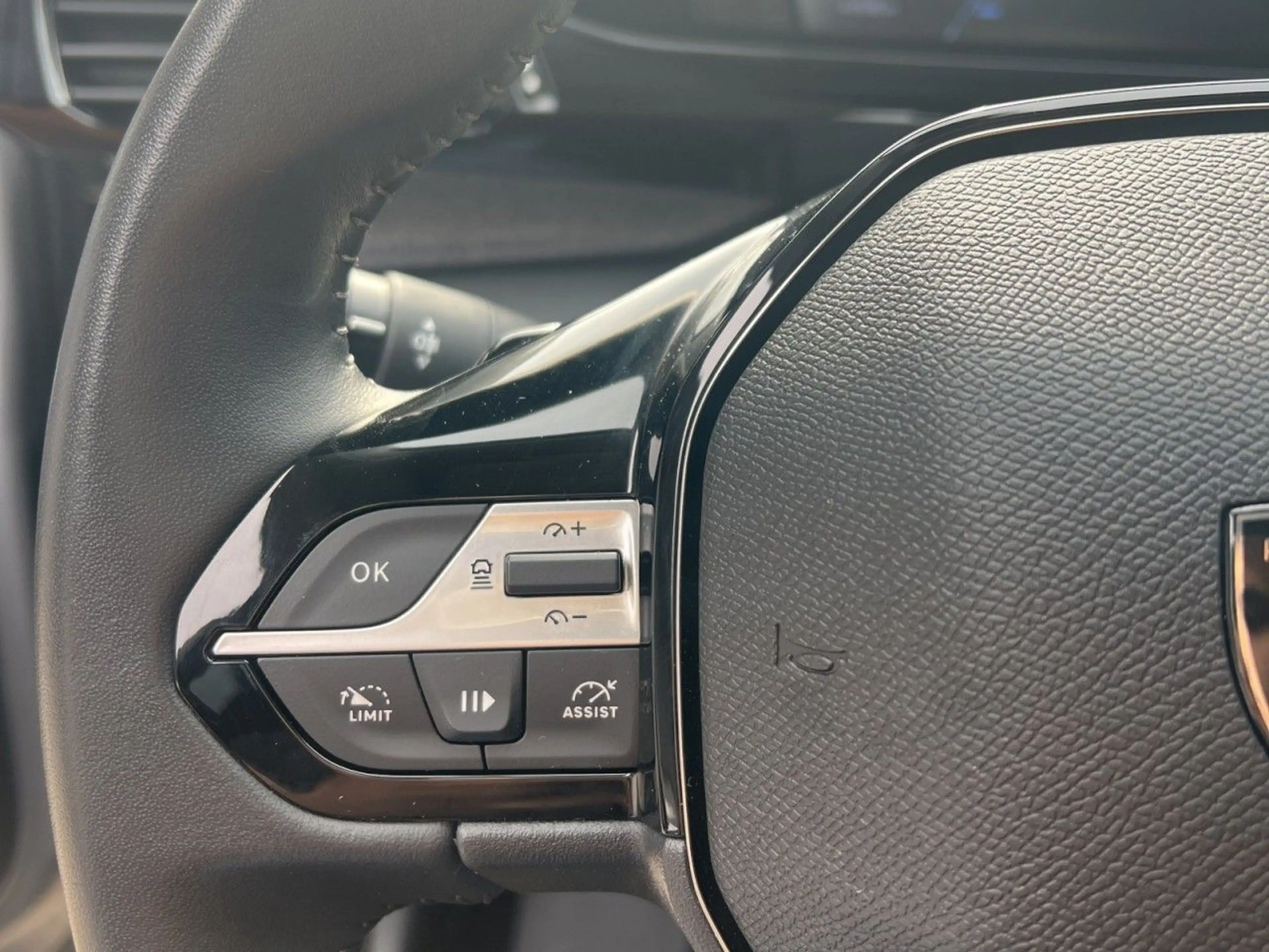 Peugeot 308 SW Allure Pack*DAB*Navi*Apple CarPlay*RFK* — photo 12