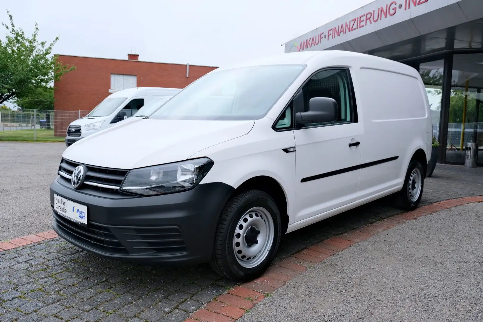 Volkswagen Caddy 2.0 TDI Maxi Kasten KLIMA AHK SHZG PDC STH Weiß - 1