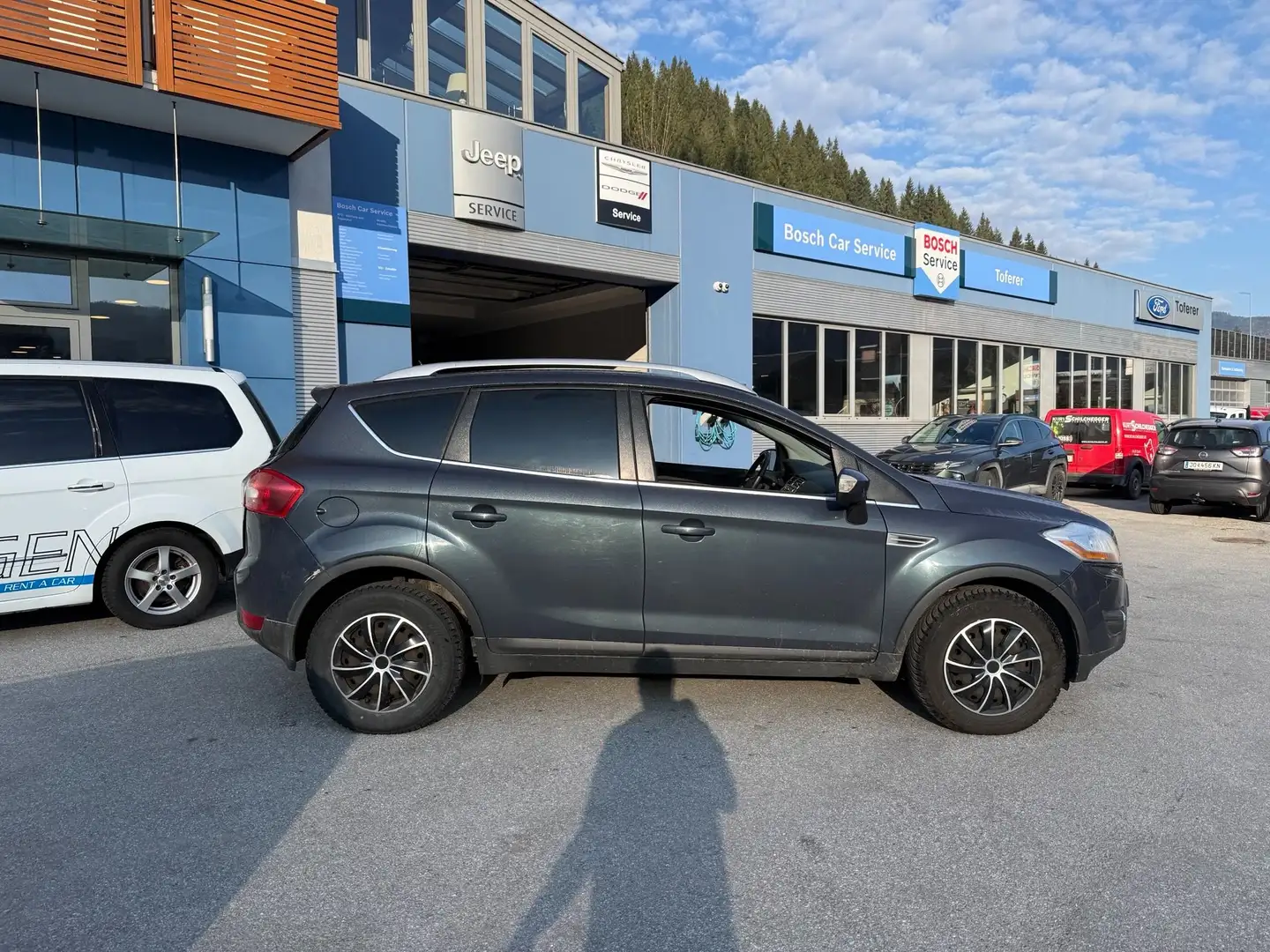 Ford Kuga Kuga 2,0 Titanium 4x4 - Export / Bastlerfahrzeug Grau - 2