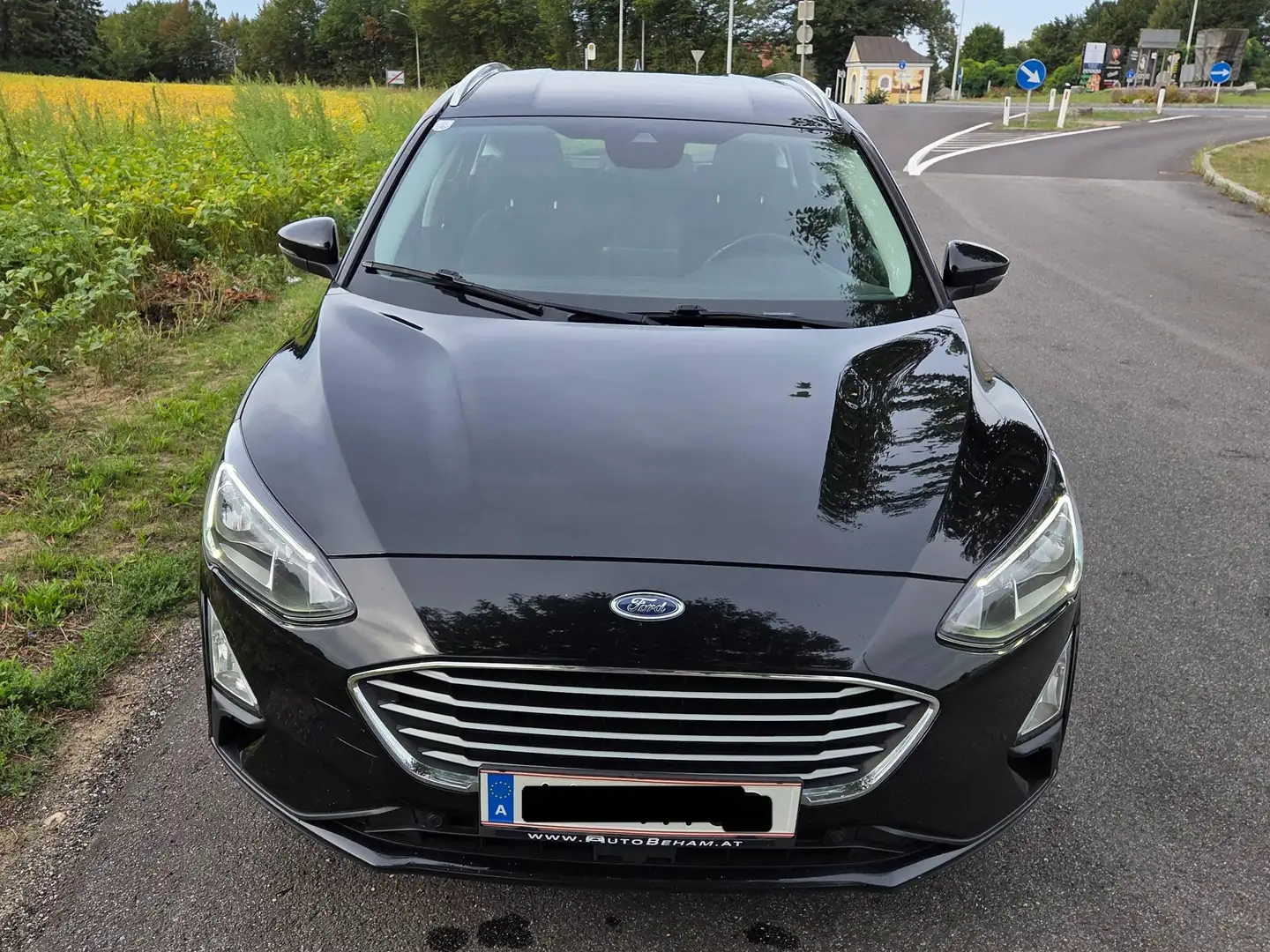 Ford Focus Focus Traveller 1,5 EcoBlue Trend Edition Trend Edition Schwarz - 2