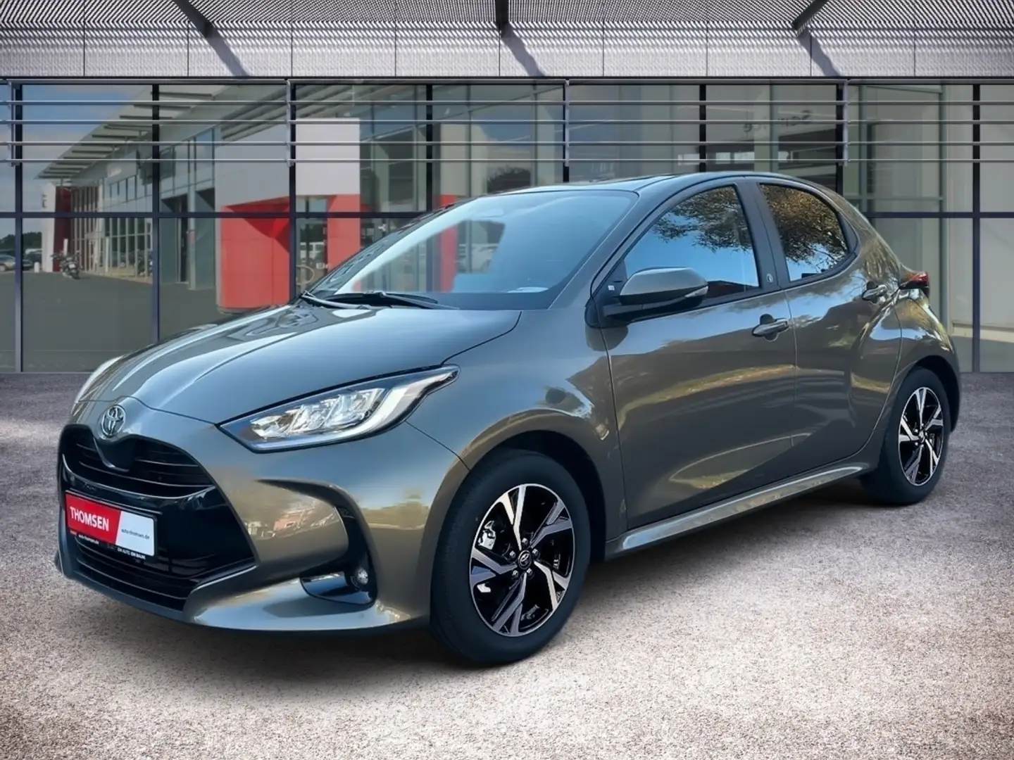 Toyota Yaris 1.5 (Hybrid) D Team Deutschland ACC AUT Marrone - 2