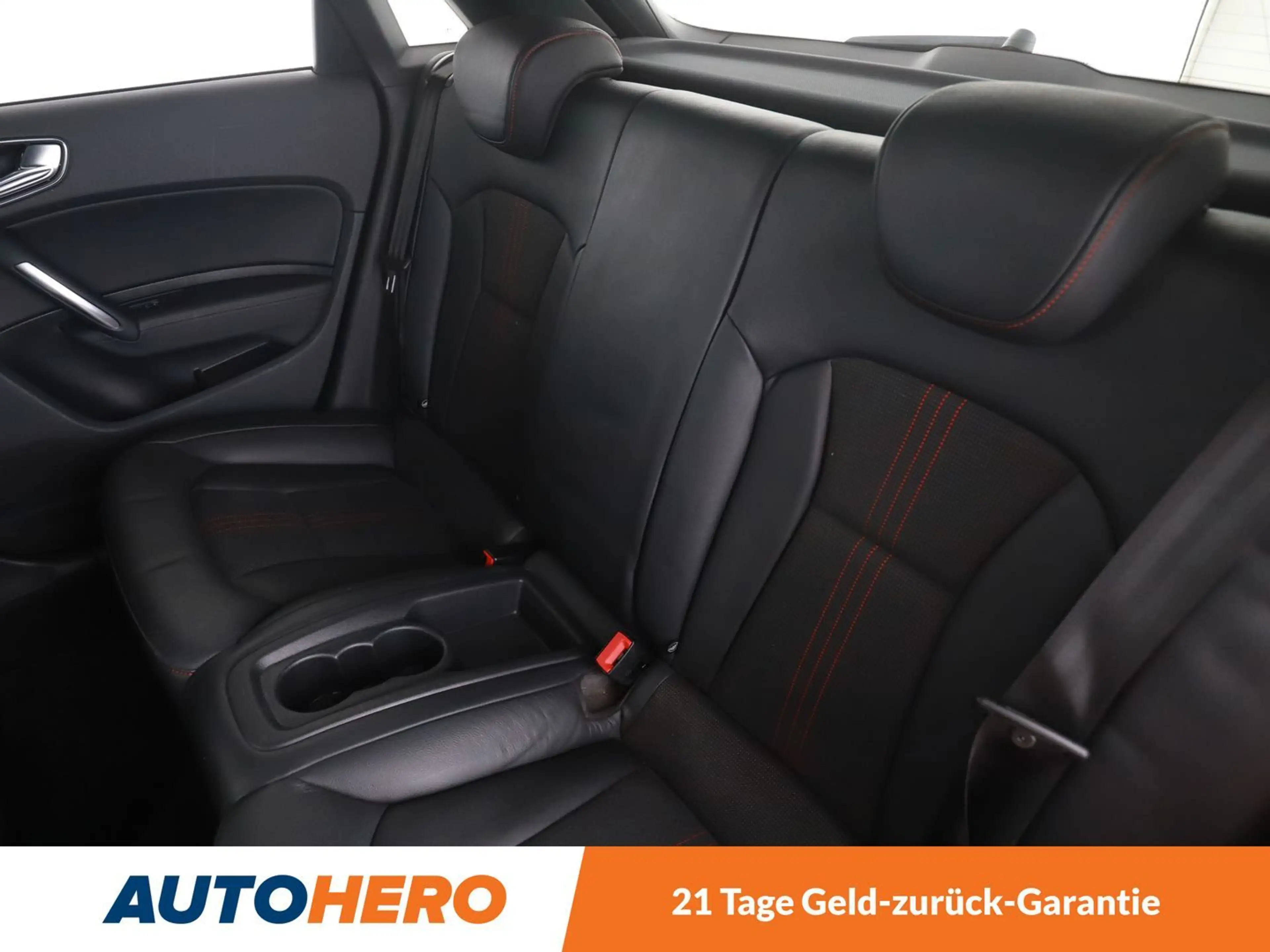 Audi S1 2.0 TFSI quattro *XENON*TEMPO*NAVI*PDC*SHZ*BT* — photo 14