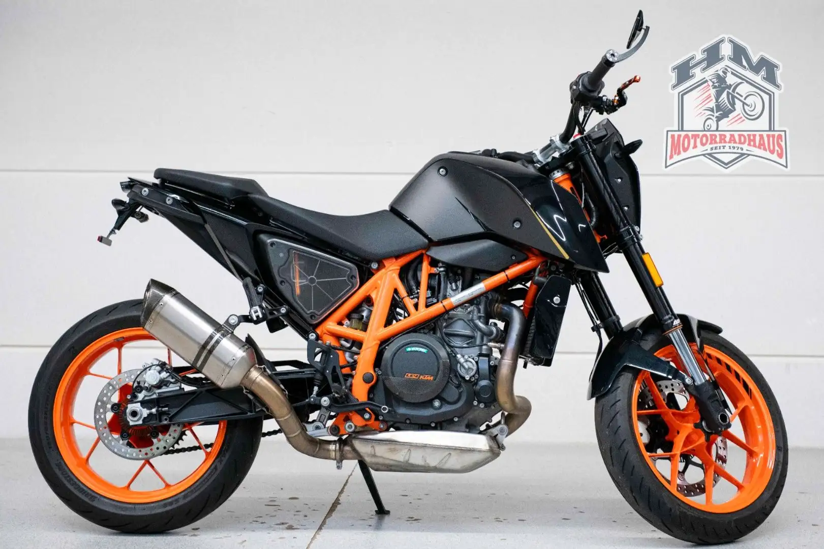 KTM 690 Duke R - 1