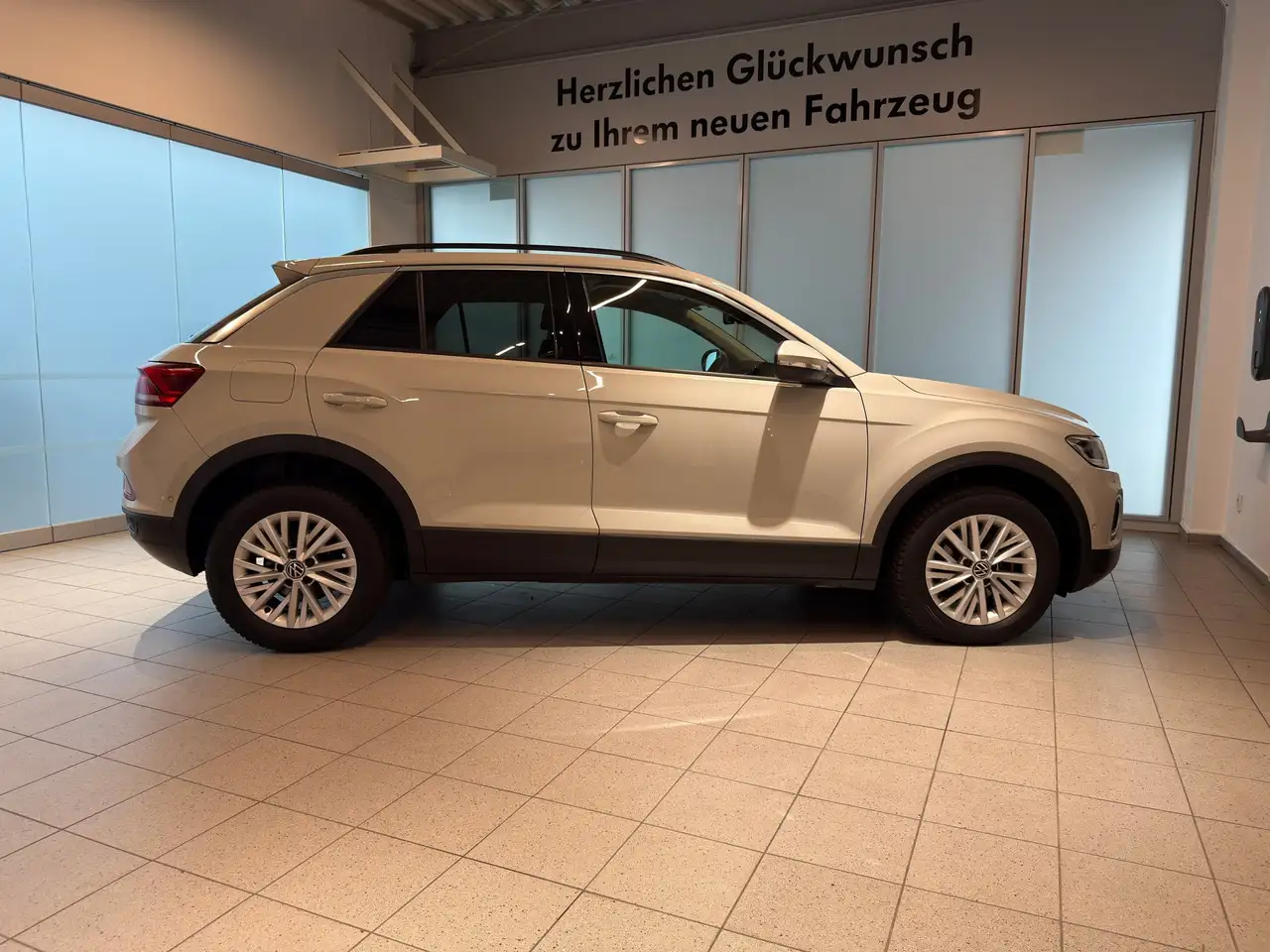 Volkswagen T-Roc 1.0 TSI Life LED, PDC, SHZ, миниатюра 6