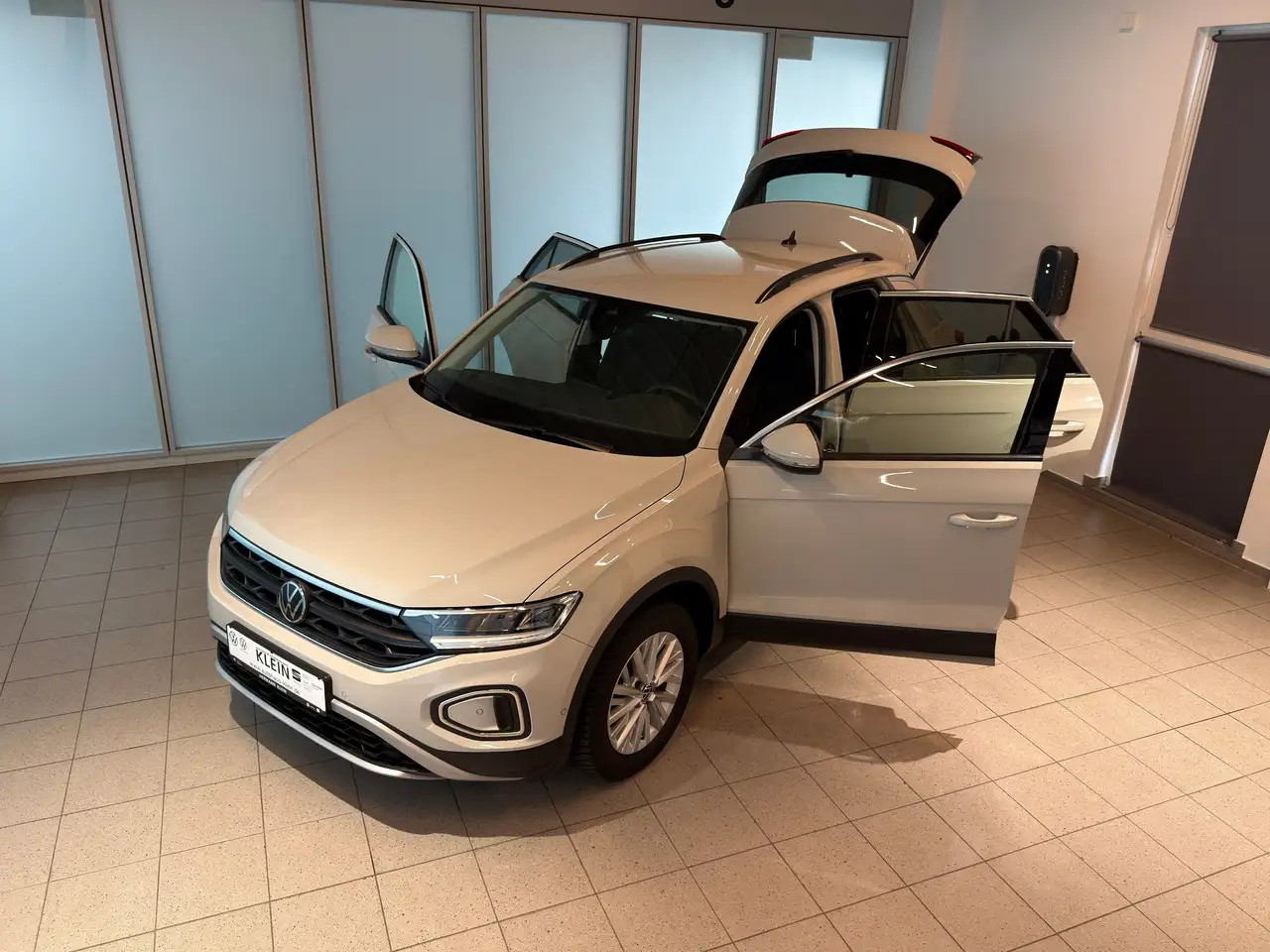 Volkswagen T-Roc 1.0 TSI Life LED, PDC, SHZ, миниатюра 2