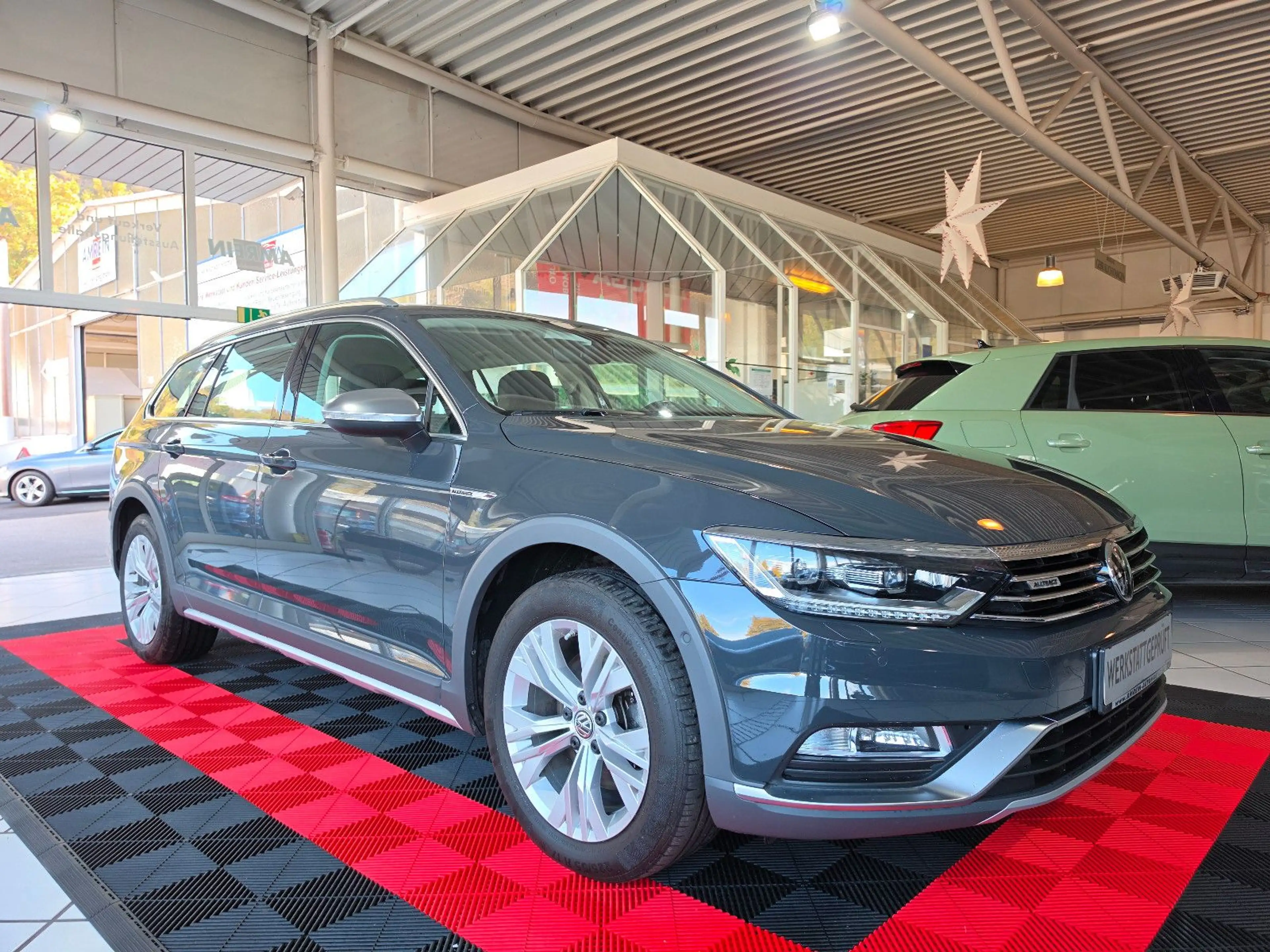 Volkswagen Passat Alltrack 4Motion+AHK+ACC+NAVI+LED