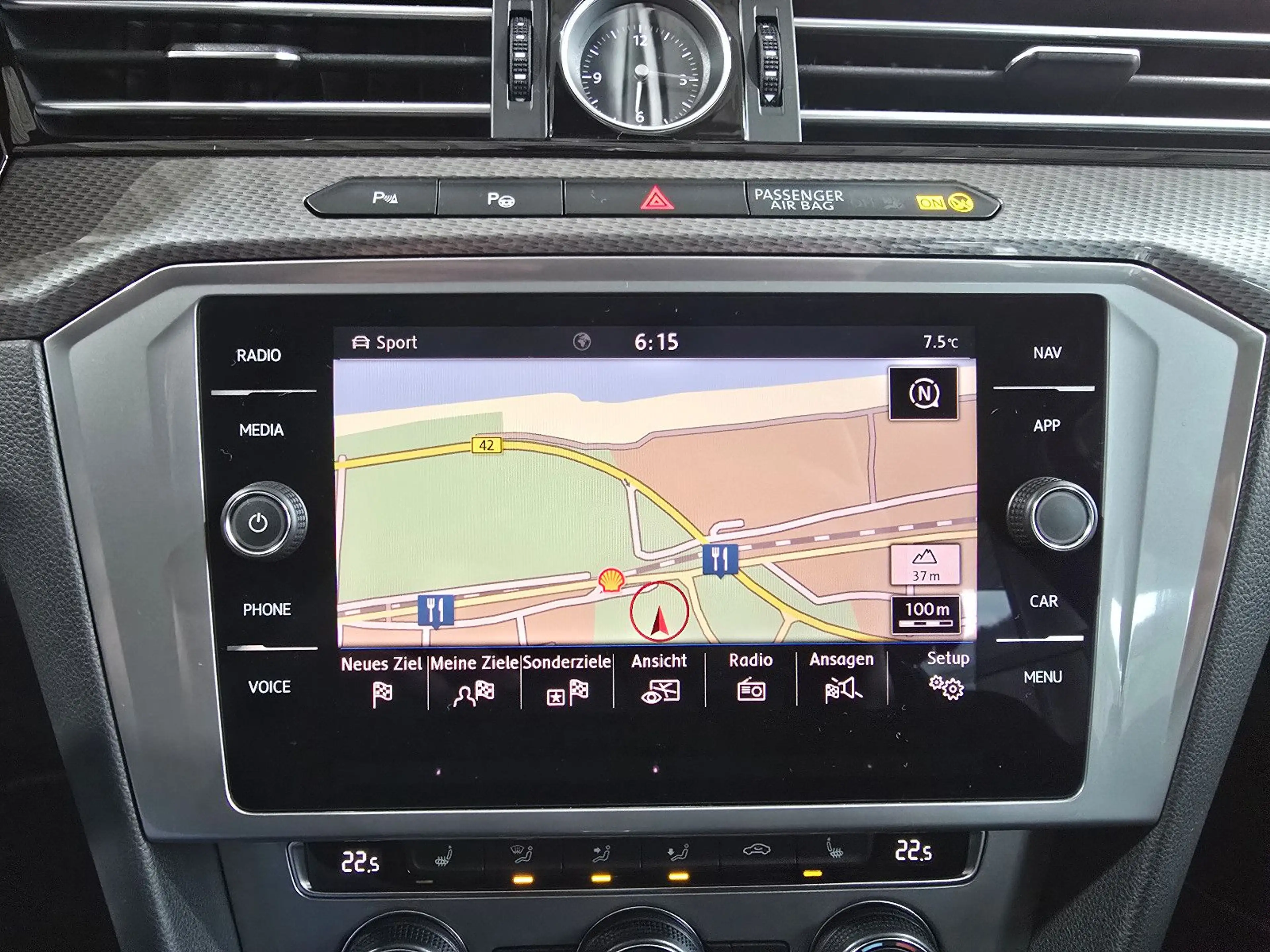Volkswagen Passat Alltrack 4Motion+AHK+ACC+NAVI+LED — photo 14