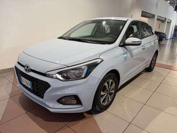 1.2 MPI 75cv Connect Line
