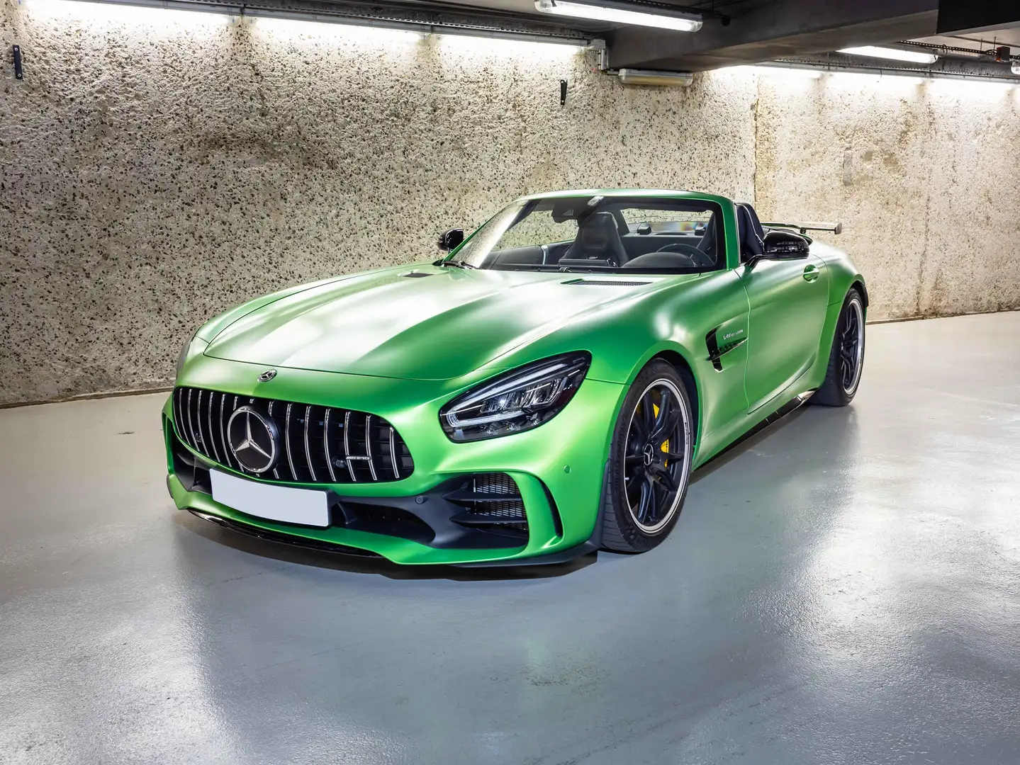 Mercedes-Benz AMG GT R Roadster V8 4.0 585 - 1 of 750 Vert - 1