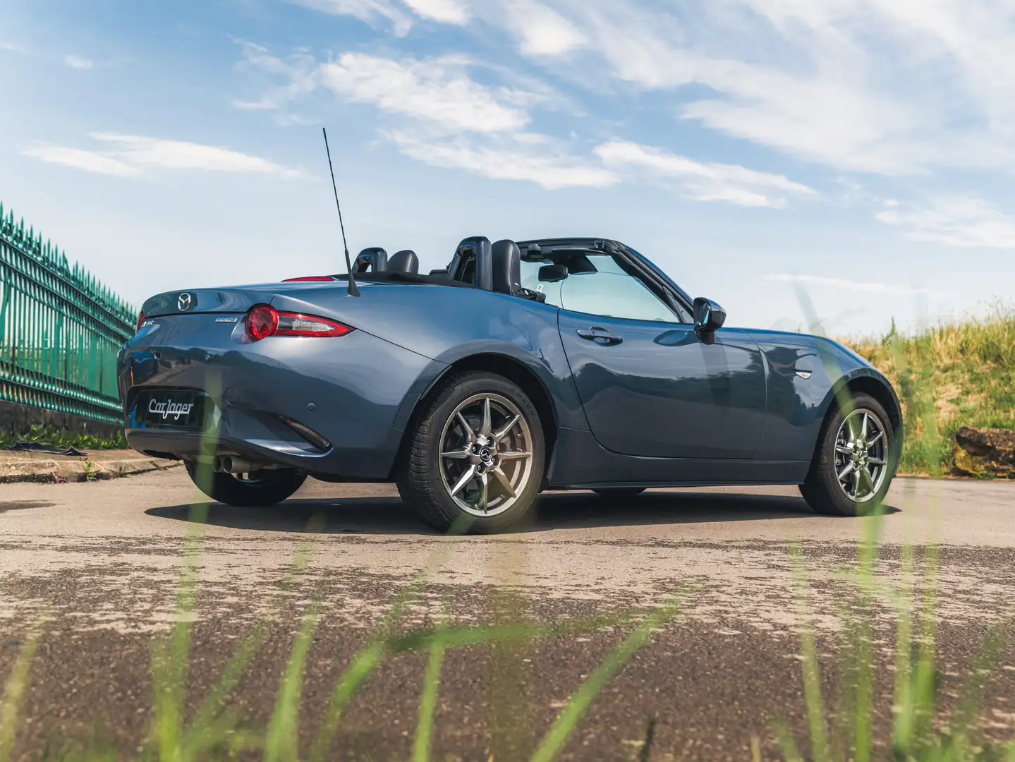 Mazda MX-5 MX-5 RF 1.5L SKYACTIV-G 132 ch Selection Gris - 2