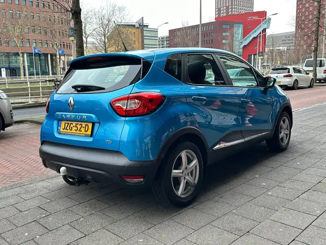 Renault Captur view 3