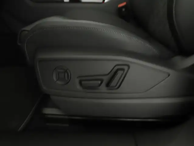 Audi Q5 e-hybrid quattro 270kW ''PANO+INTERIEUR S+uvm'' Ansicht 13