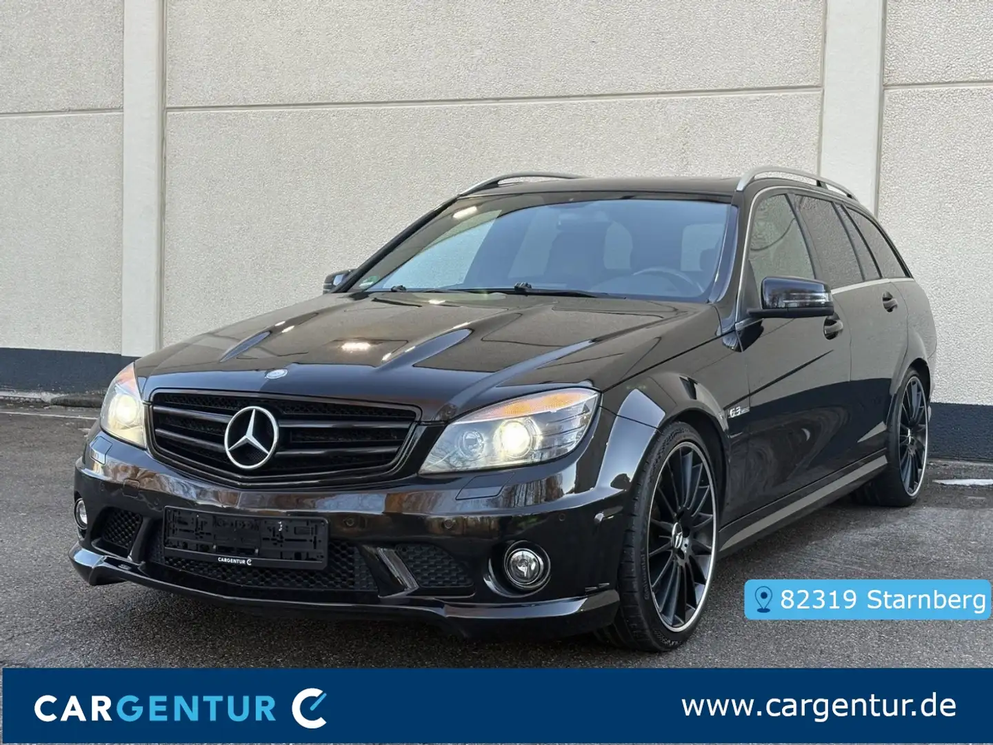 Mercedes-Benz C 63 AMG Akrapovic S-Dach SpoSi Navi Xen AUT Noir - 1