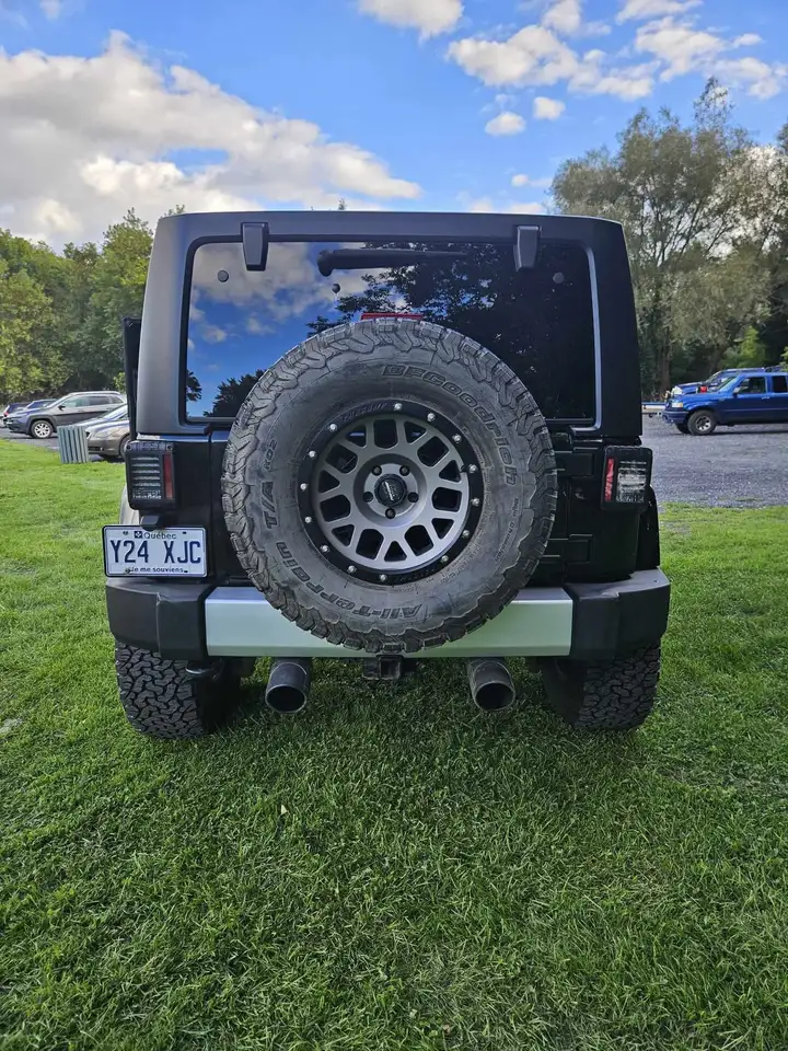 Jeep Wrangler снимка Jeep Wrangler
