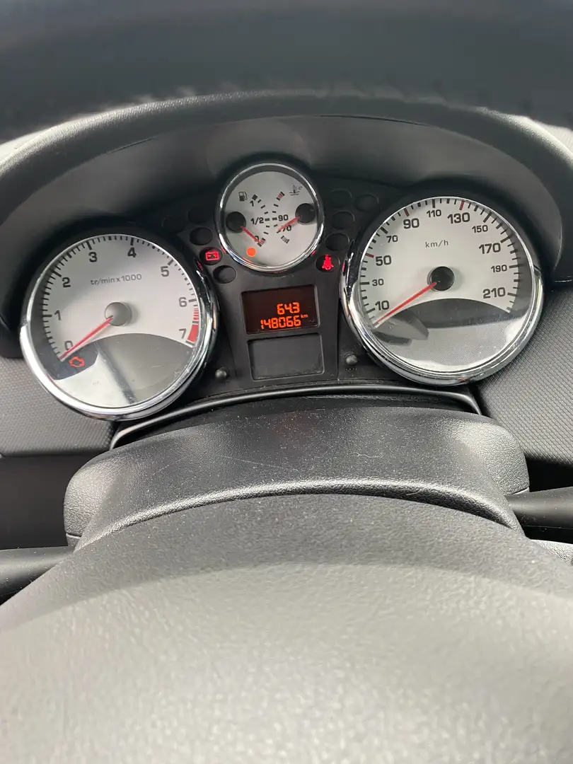Peugeot 207 SW 120 VTi Outdoor - 1