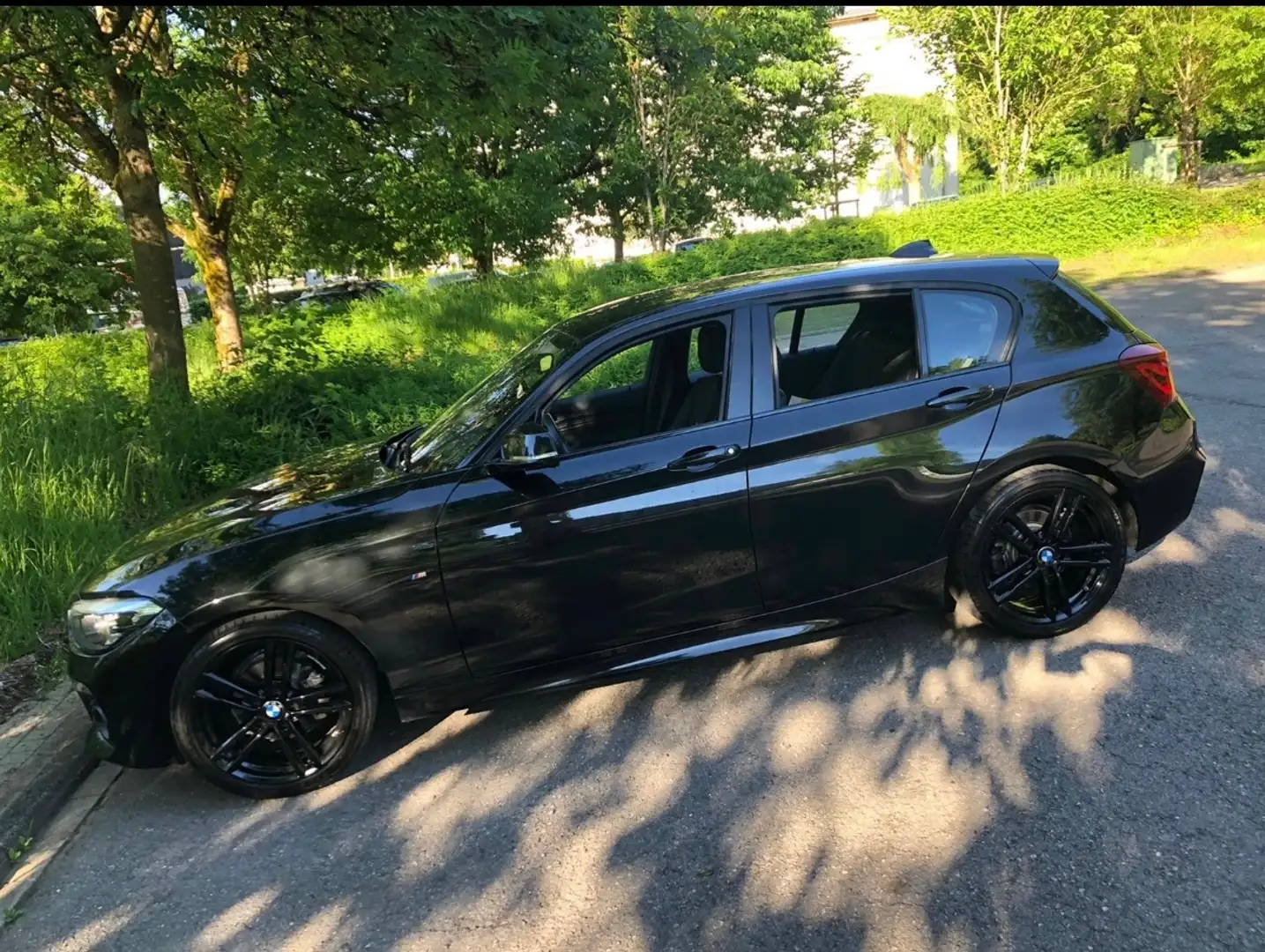 BMW 118 Noir - 1