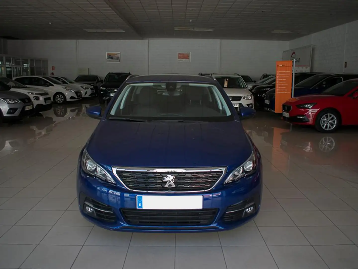 Peugeot 308 FAM. 1.2 PURETECH 81KW STYLE SW 5P Azul - 2
