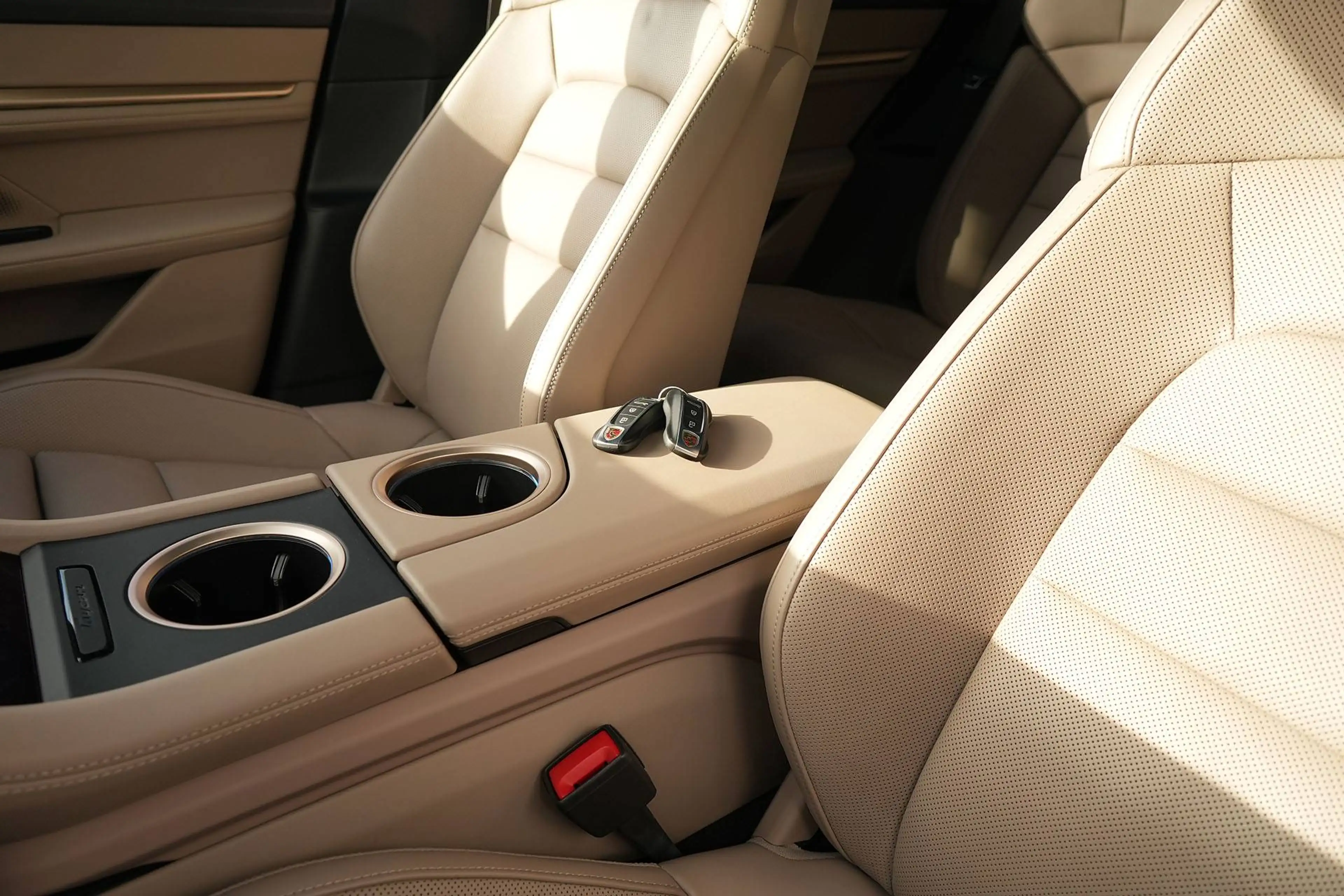 Porsche Taycan Taycan 4S Cross Turismo COFFEEBEIGE-LEDER BEIGE — photo 19