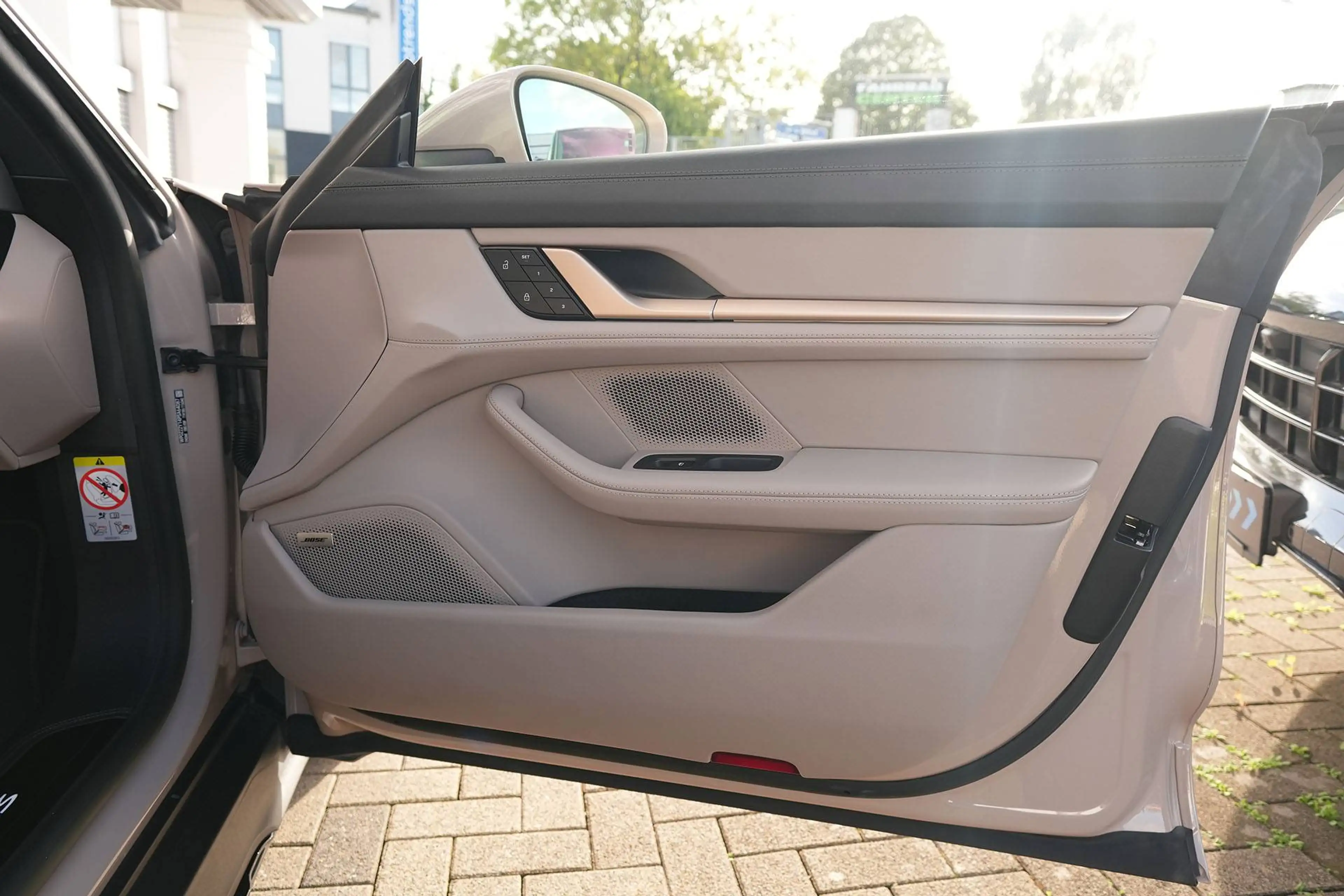 Porsche Taycan Taycan 4S Cross Turismo COFFEEBEIGE-LEDER BEIGE — photo 37
