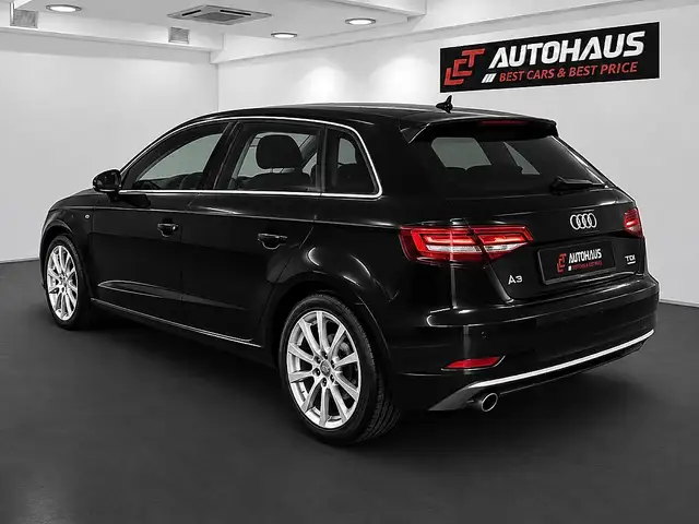Audi A3 view 3