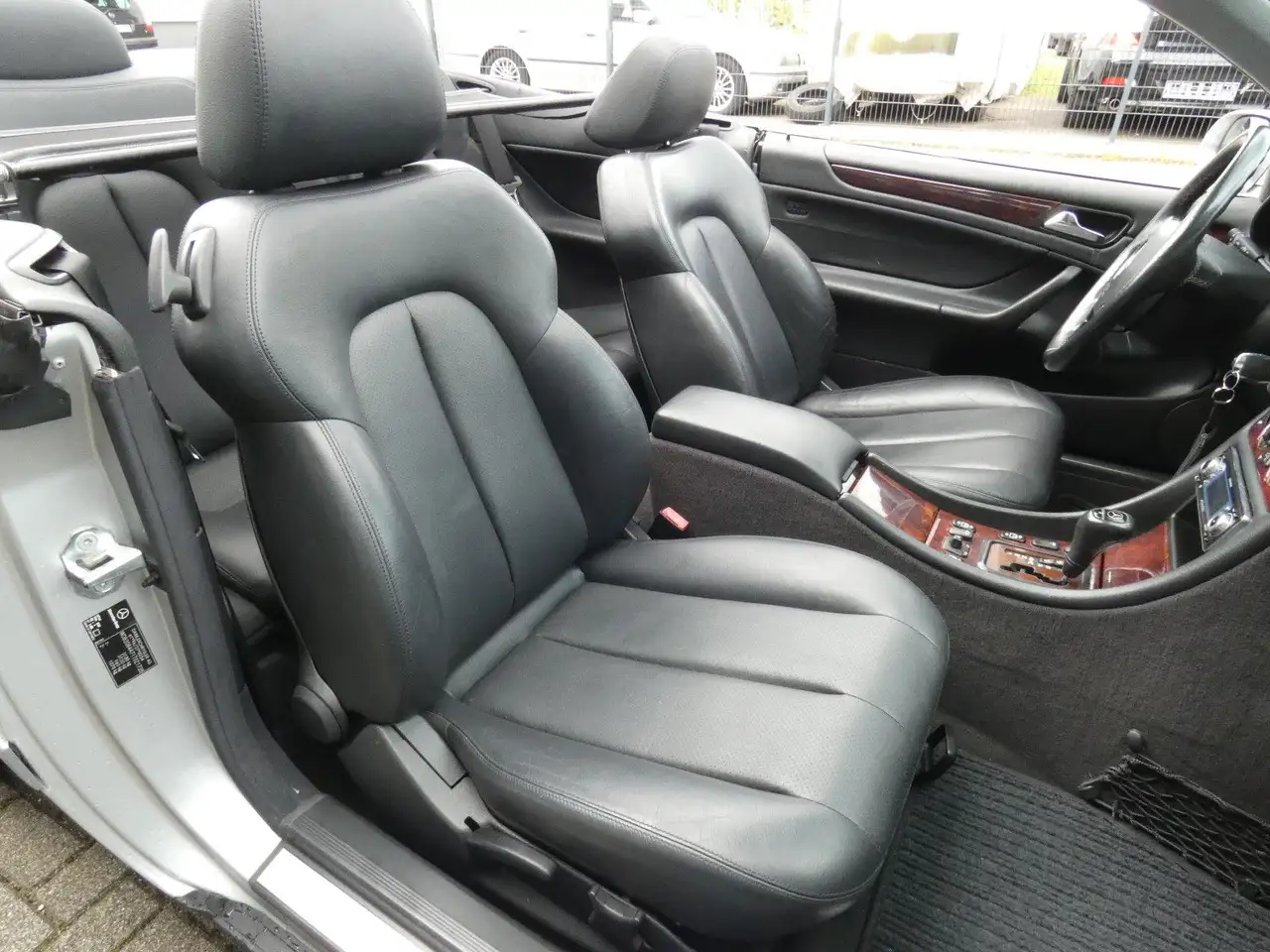 Mercedes-Benz CLK 230 Cabrio KOMPRESSOR ELEGANCE*Leder*1.Hand*, foto 9
