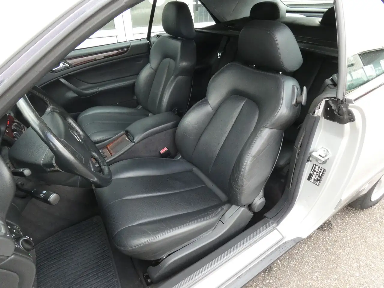 Mercedes-Benz CLK 230 Cabrio KOMPRESSOR ELEGANCE*Leder*1.Hand*, foto 8