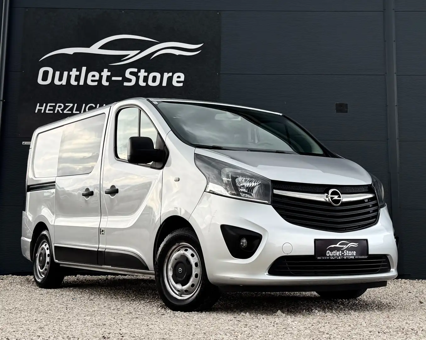 Opel Vivaro KastenDoppelkabine*1.Besitz*6Sitzer*Navi*RFK*MwSt* Grau - 1