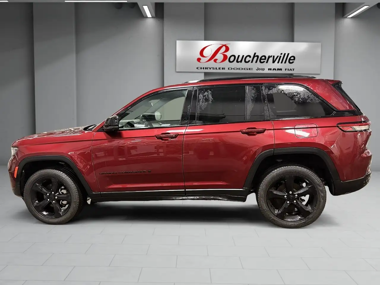 Jeep Grand Cherokee снимка Jeep Grand Cherokee