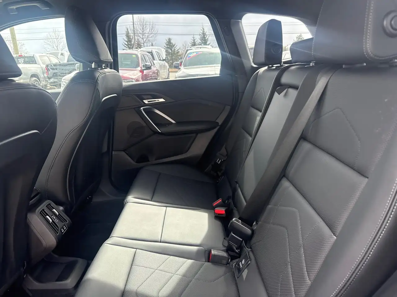 BMW X1 снимка BMW X1
