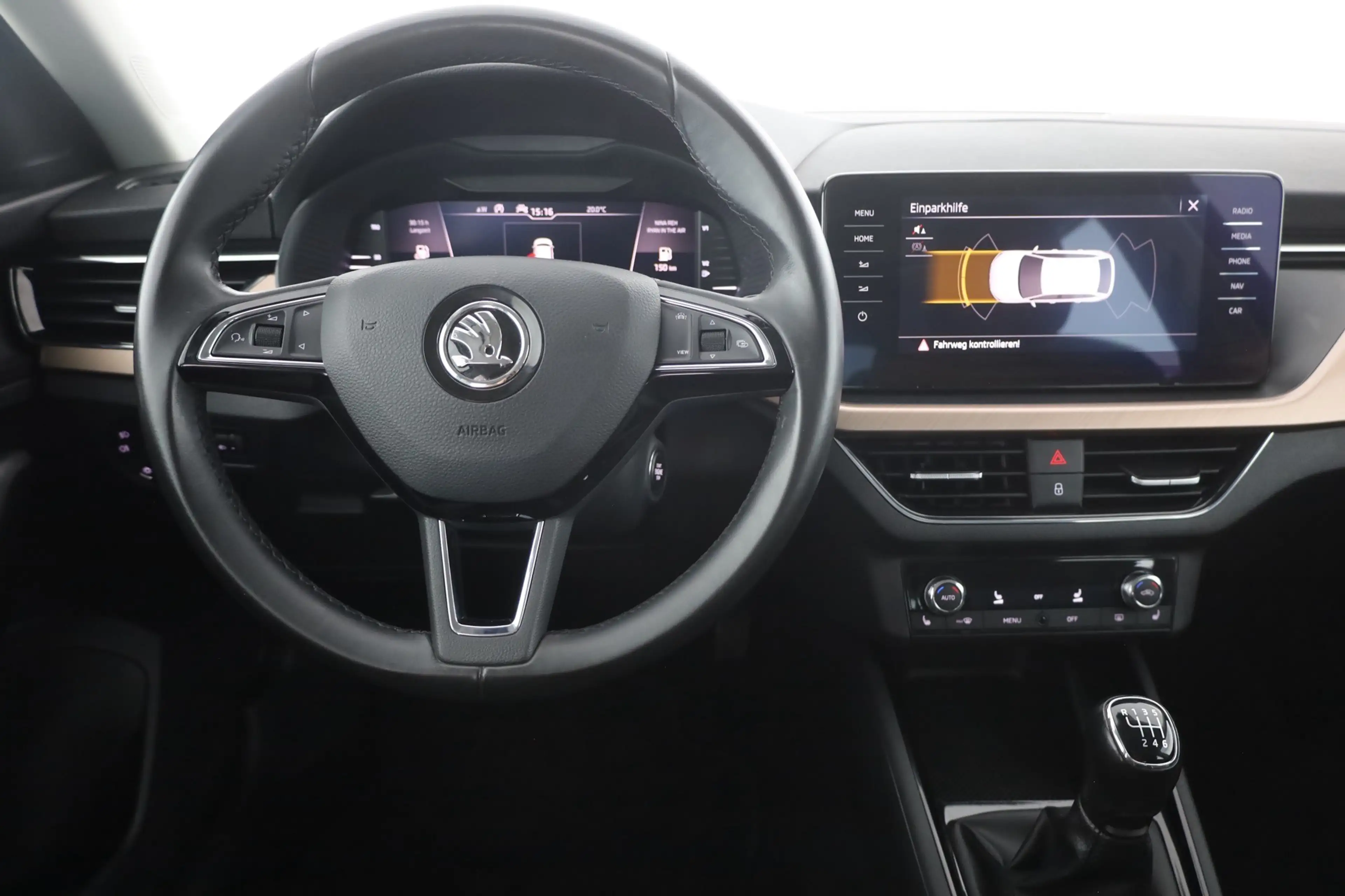 Skoda Scala 1.0 Active LED Kamera PDC DAB Tempomat — photo 8