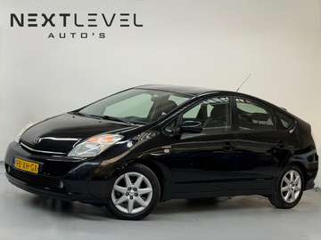 1.5 VVT-i Business Edition Navi JBL Keyless