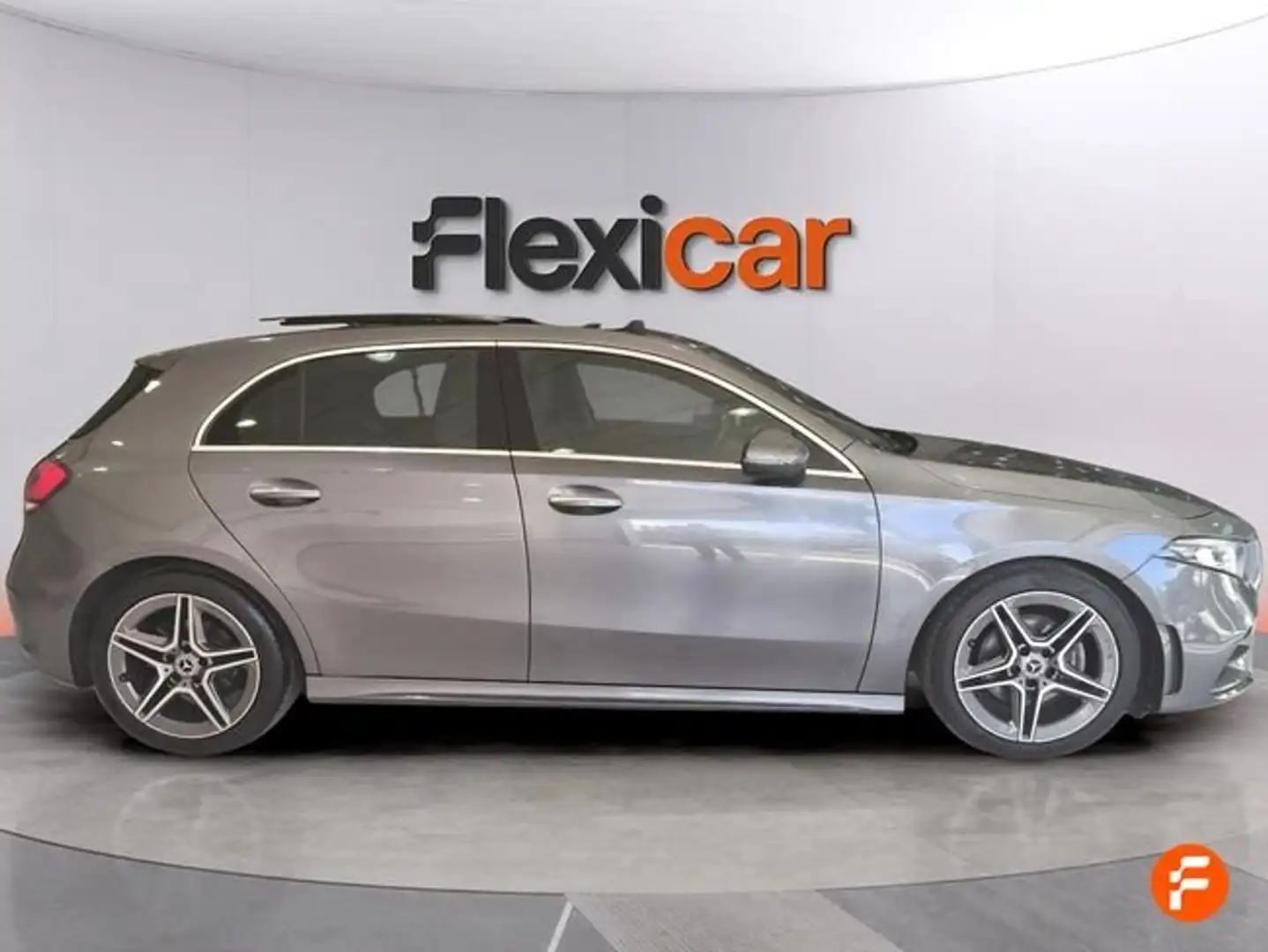 Mercedes-Benz A 180 180d Gris - 2