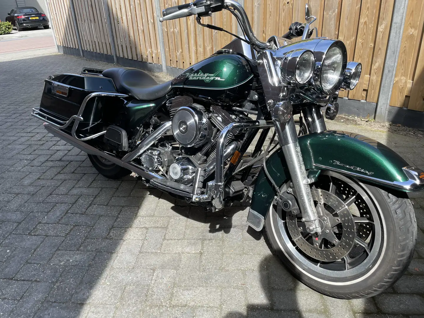 Harley-Davidson Road King - 1