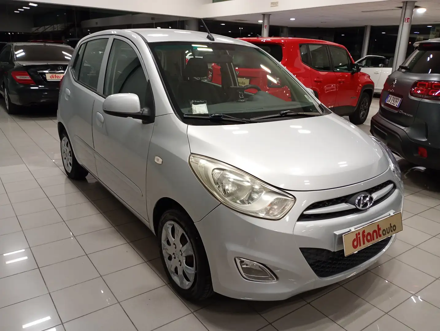 Hyundai i10 i10 1.1 Comfort Grigio - 2