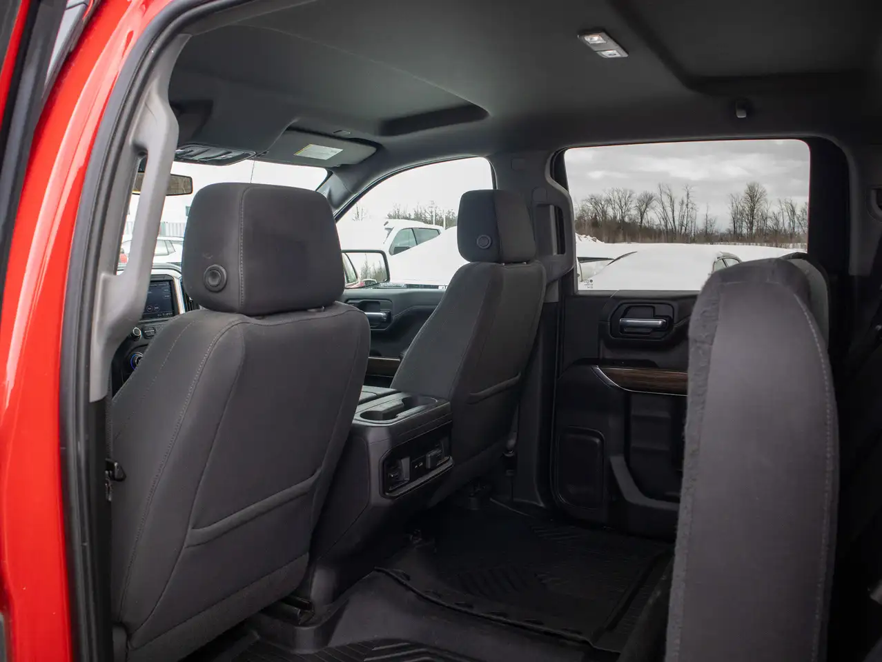 Chevrolet Silverado 1500 снимка Chevrolet Silverado 1500