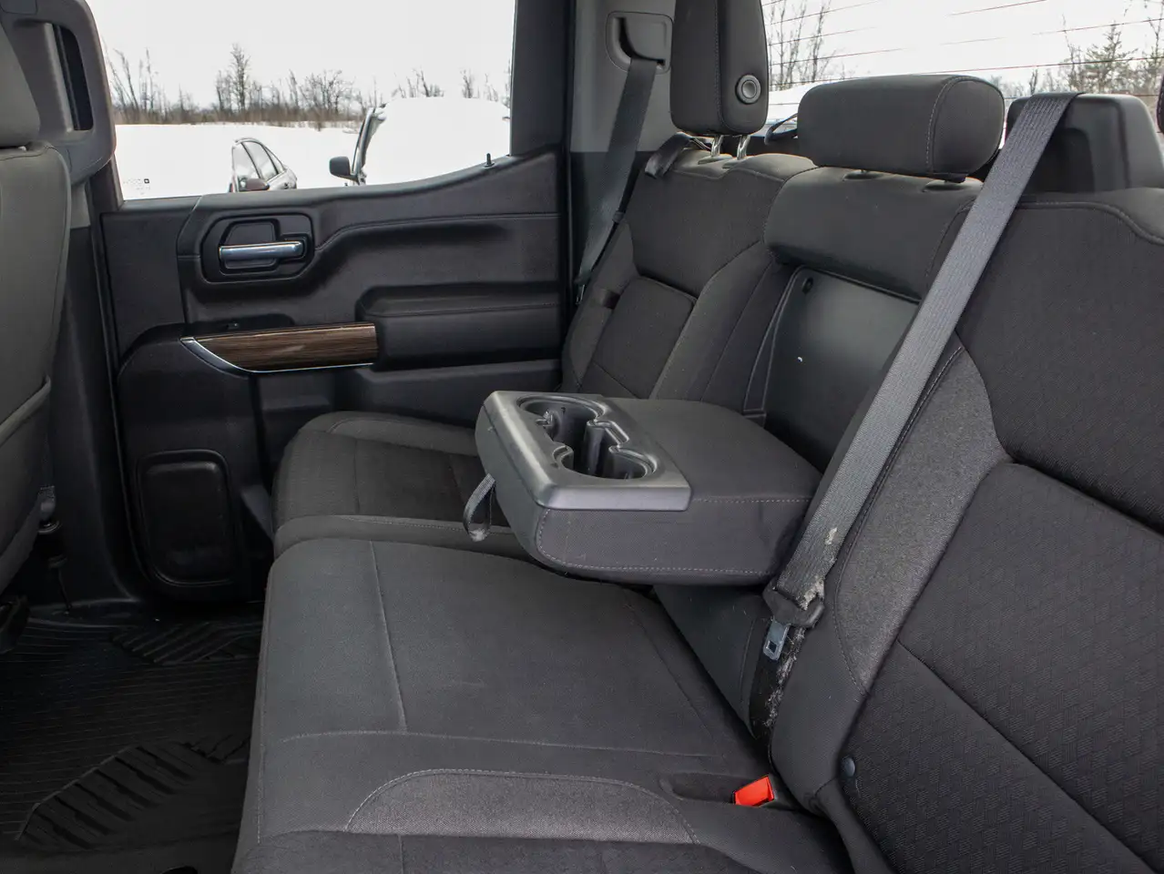 Chevrolet Silverado 1500 снимка Chevrolet Silverado 1500