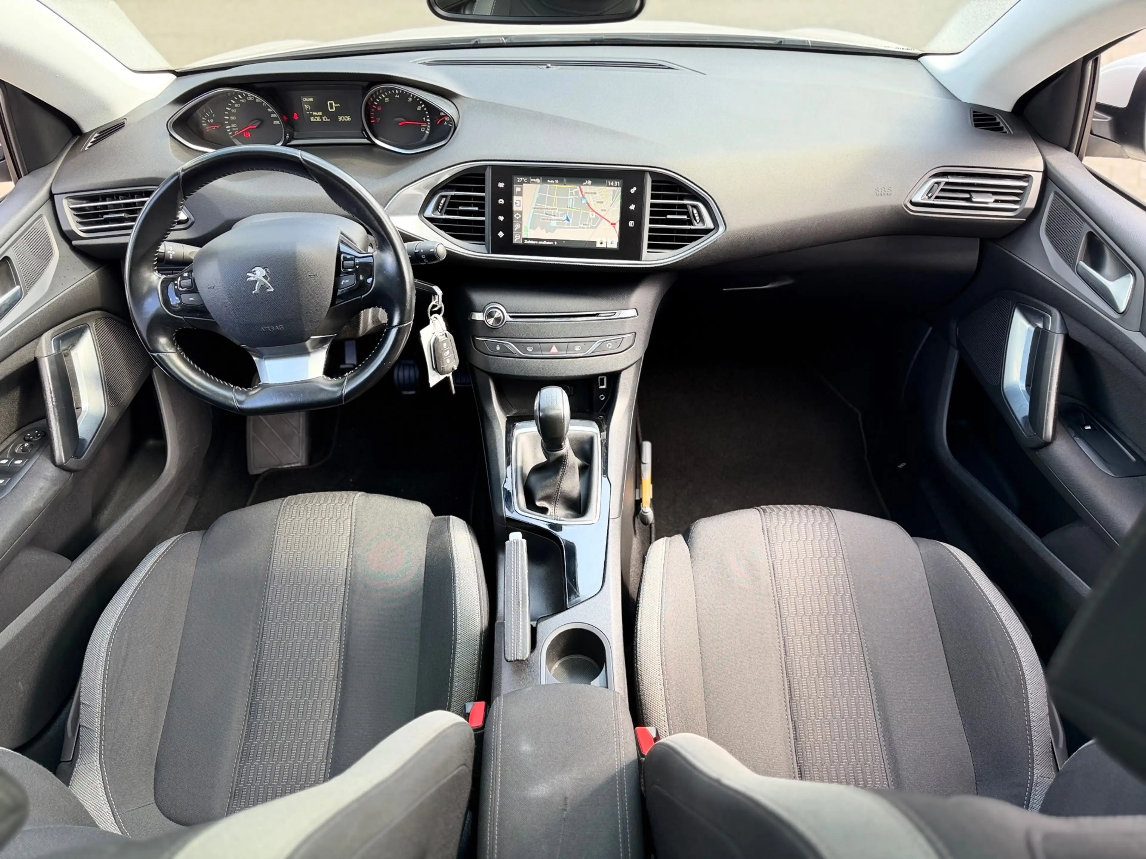 Peugeot 308 SW 1.2 PureTech Style PANO/NAVI/PDC/CRUISE | NETTE — photo 9