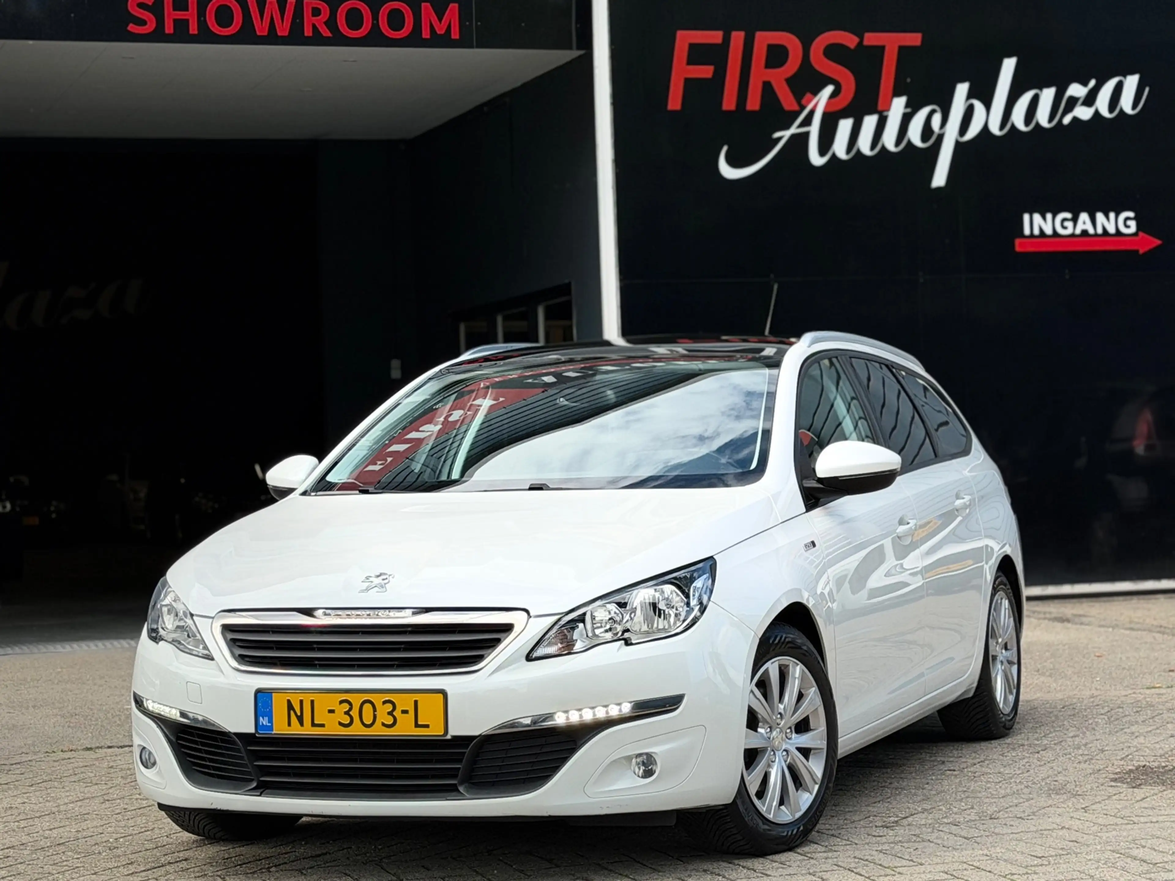 Peugeot 308 SW 1.2 PureTech Style PANO/NAVI/PDC/CRUISE | NETTE — photo 6