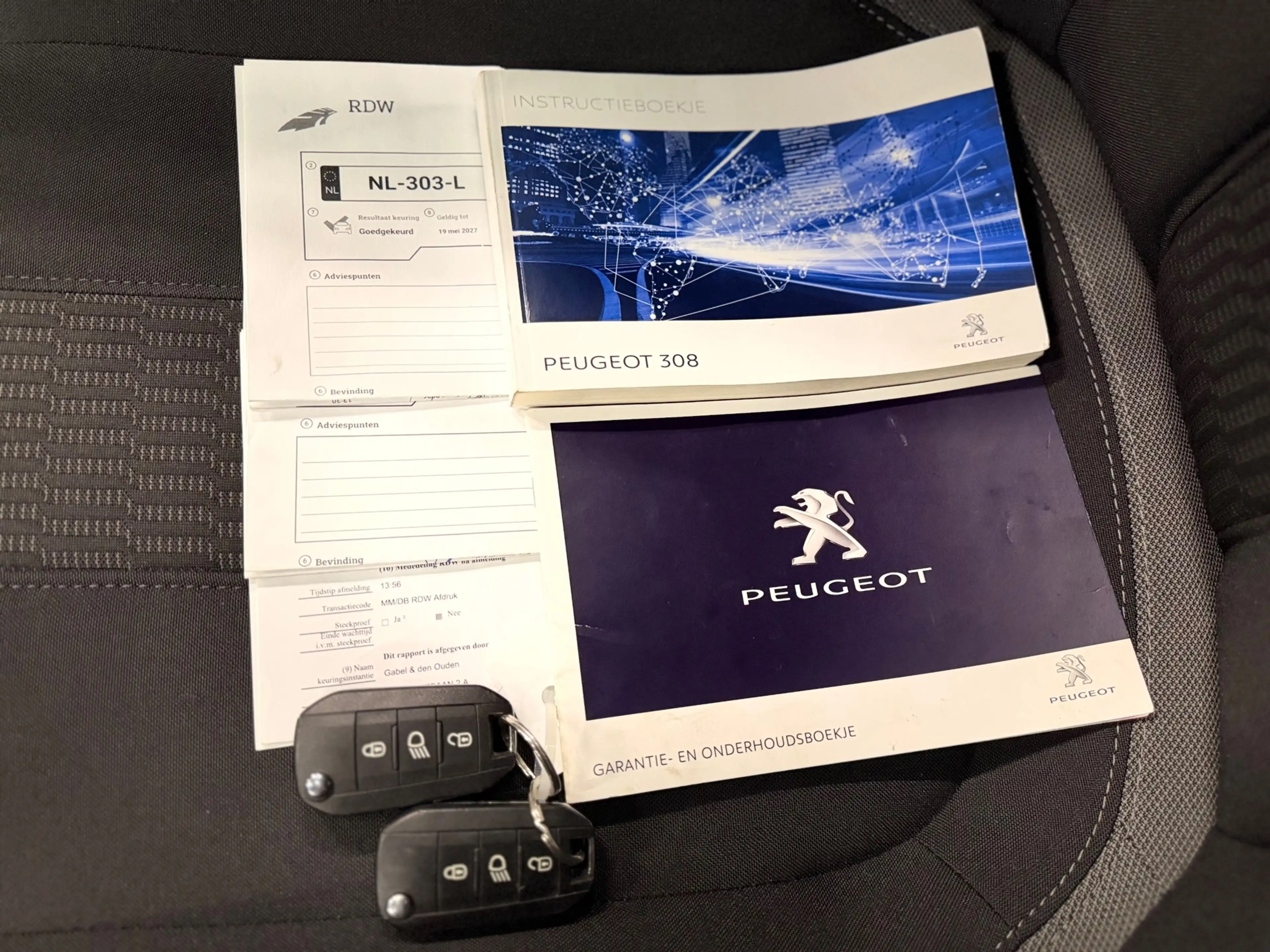 Peugeot 308 SW 1.2 PureTech Style PANO/NAVI/PDC/CRUISE | NETTE — photo 15