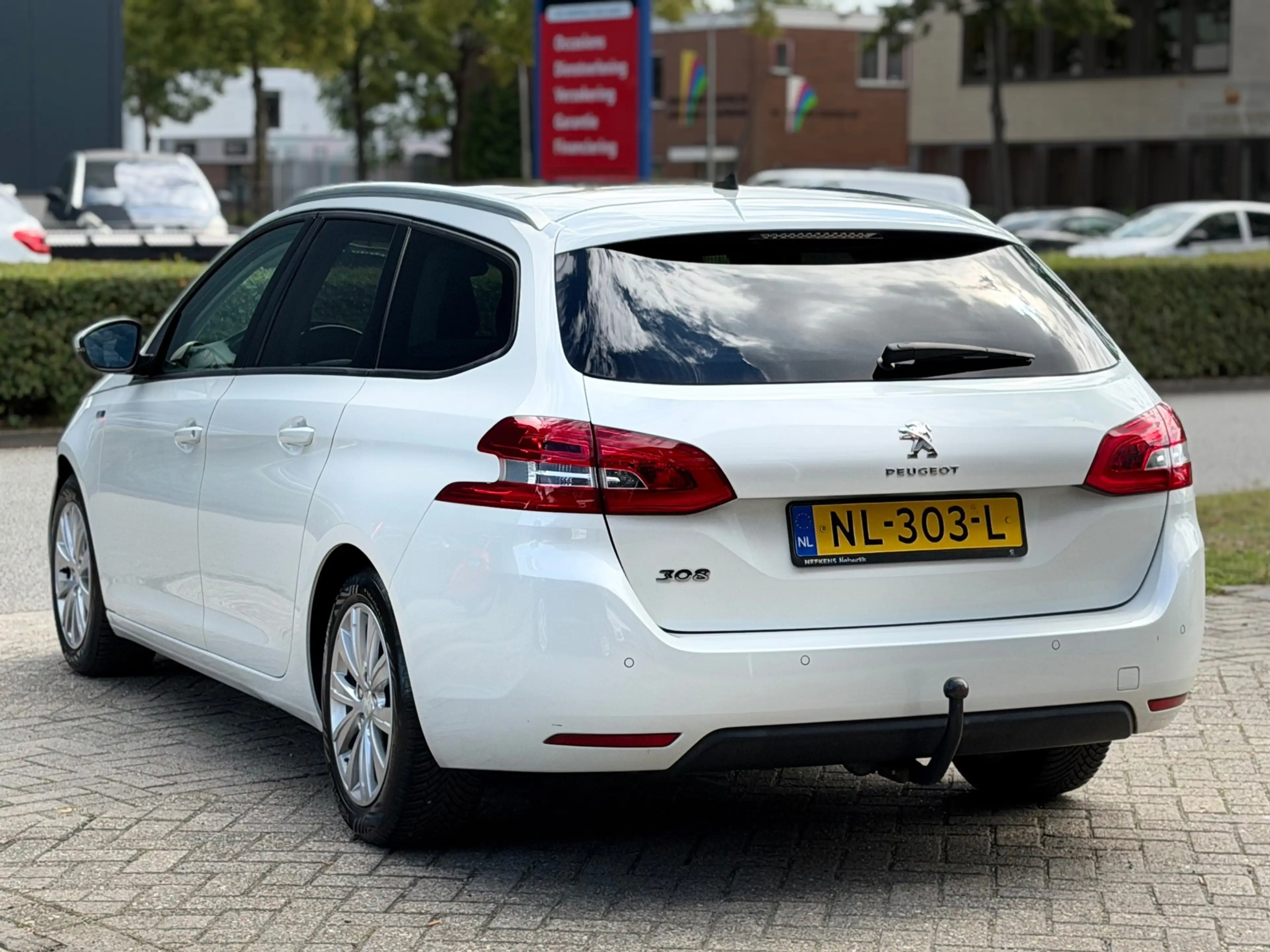 Peugeot 308 SW 1.2 PureTech Style PANO/NAVI/PDC/CRUISE | NETTE — photo 5