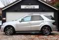 Mercedes-Benz ML 63 AMG AMG-Dak-Stoelverwarming-Camera-Bi-Xenon siva - thumbnail 3