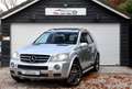 Mercedes-Benz ML 63 AMG AMG-Dak-Stoelverwarming-Camera-Bi-Xenon siva - thumbnail 1