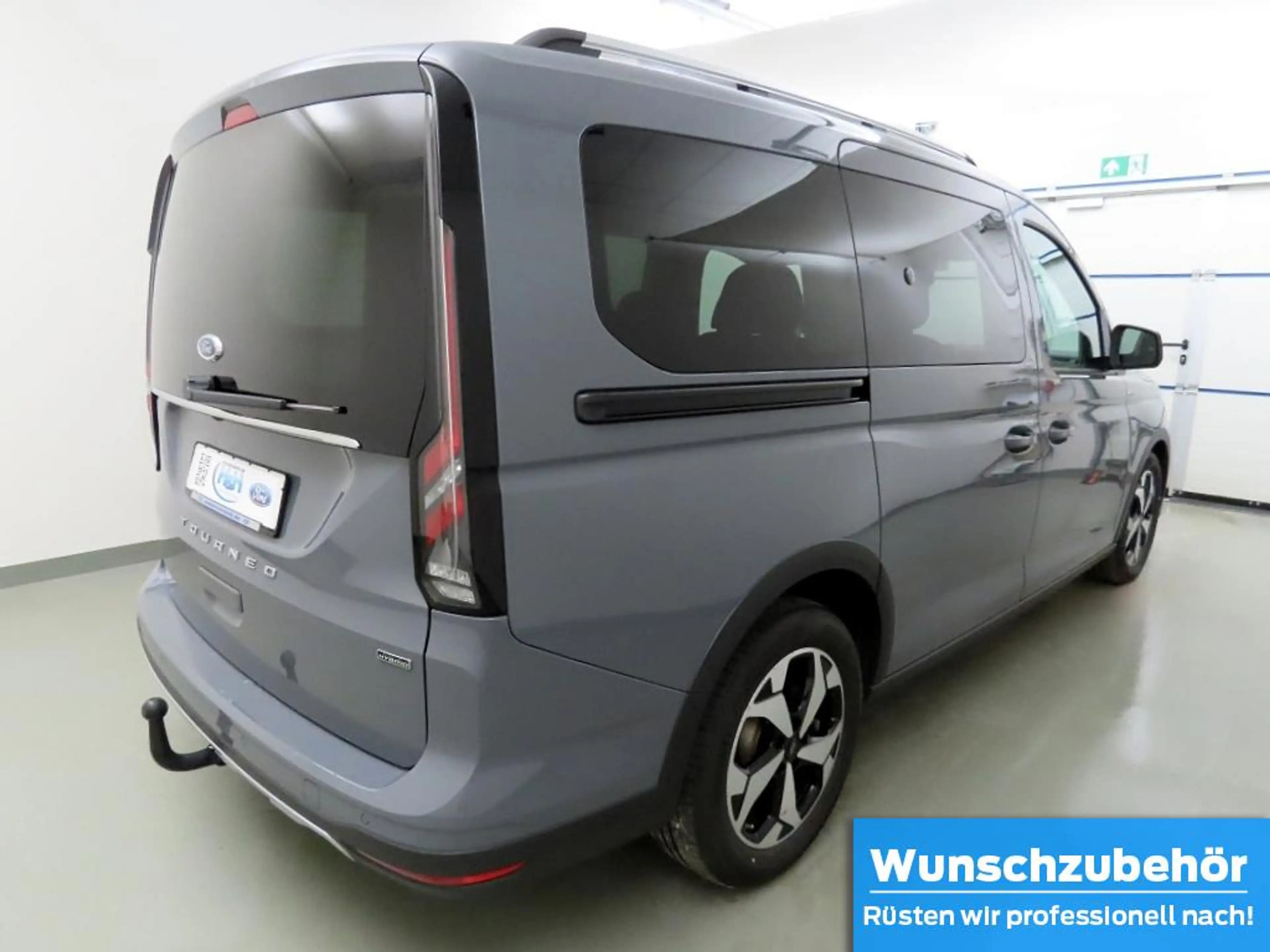 Ford Grand Tourneo Connect 1.5 Plug-in-Hybrid Active AHK — photo 4