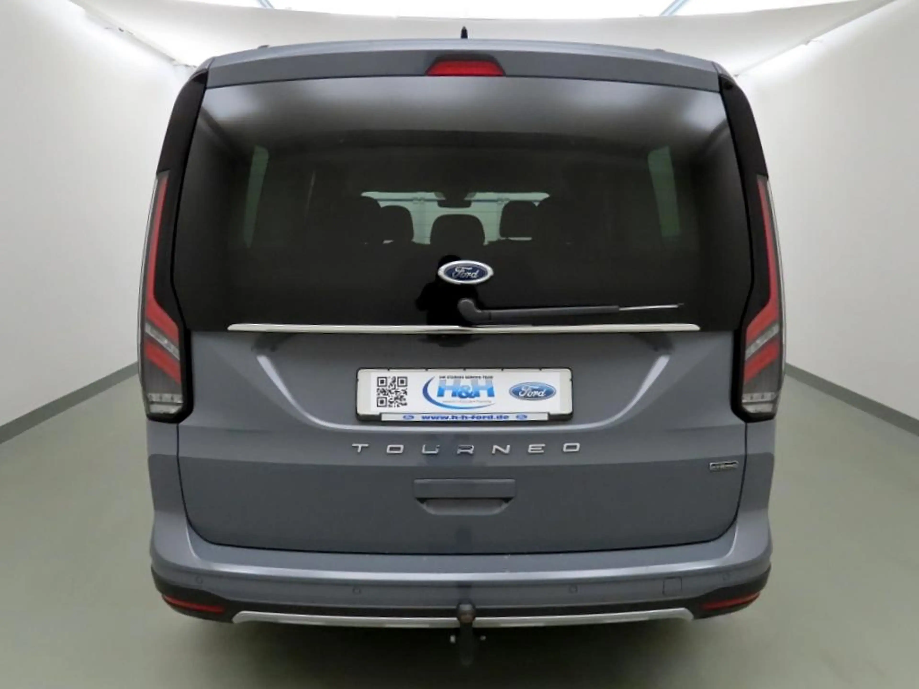 Ford Grand Tourneo Connect 1.5 Plug-in-Hybrid Active AHK — photo 5