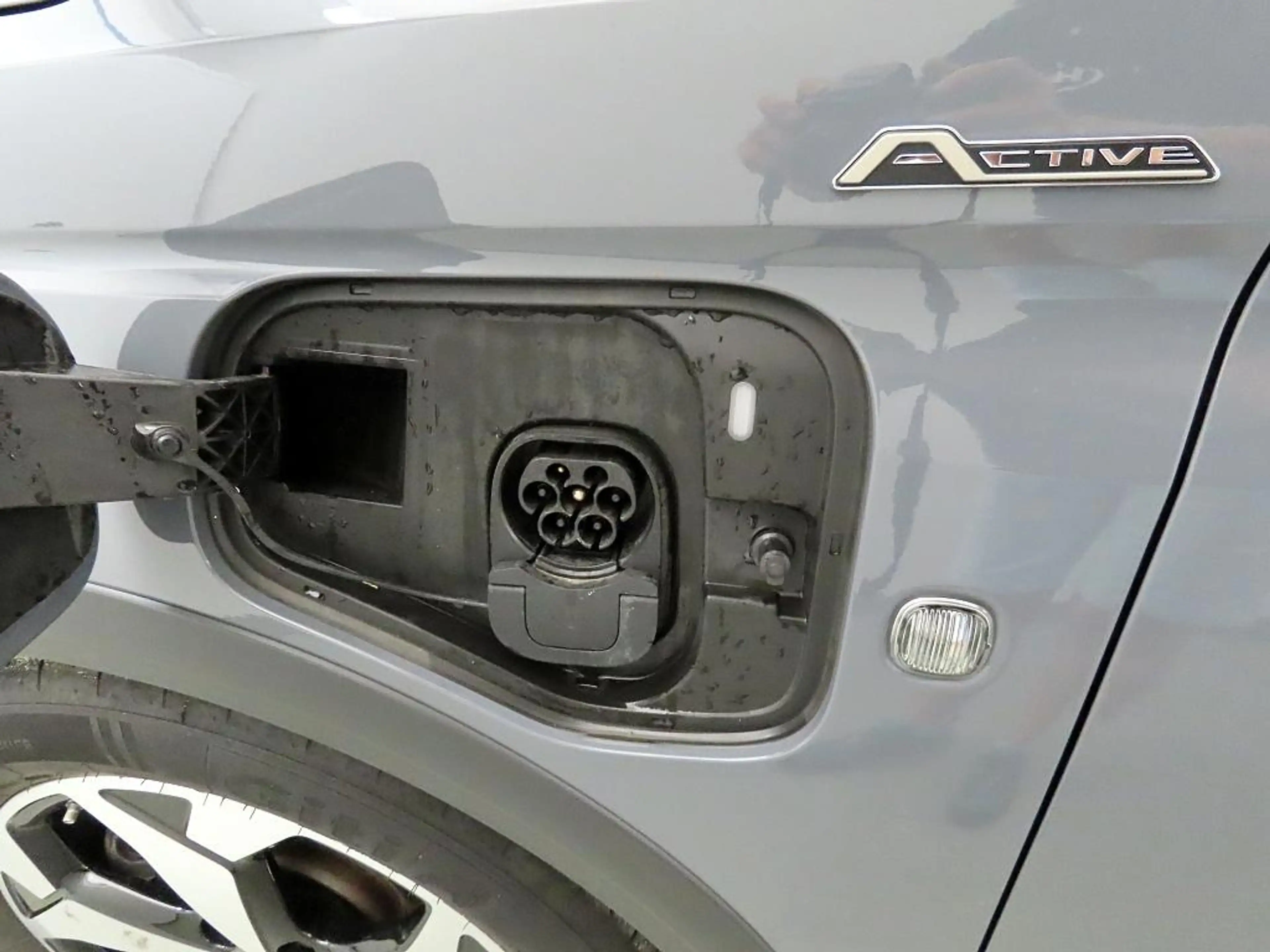 Ford Grand Tourneo Connect 1.5 Plug-in-Hybrid Active AHK — photo 11
