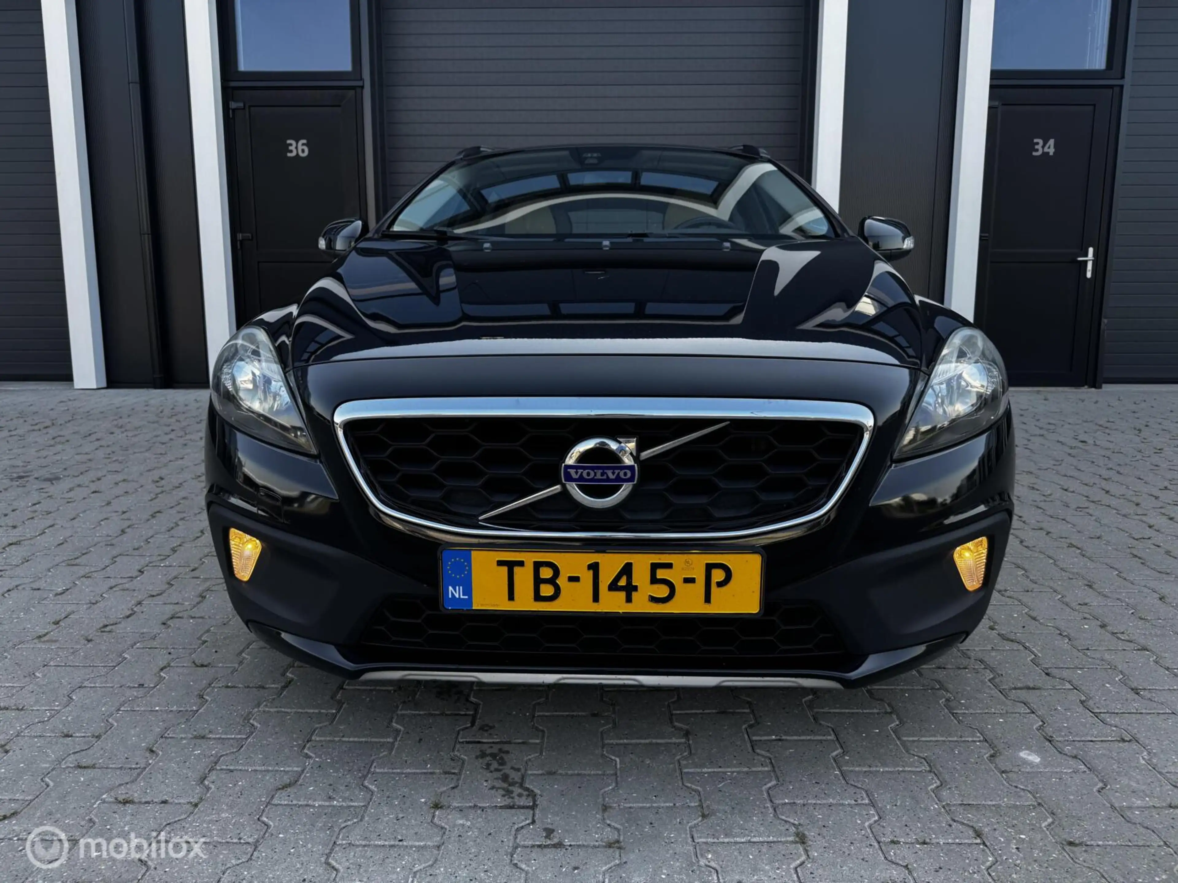 Volvo V40 Cross Country 1.6 D2 Kinetic 2014 — photo 13