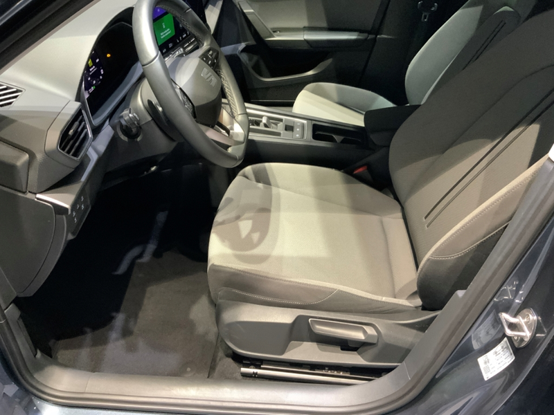 SEAT Leon SP Road Edition 2.0TDI DSG+ACC +LED+AHK — photo 13