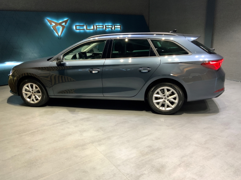 SEAT Leon SP Road Edition 2.0TDI DSG+ACC +LED+AHK — photo 6