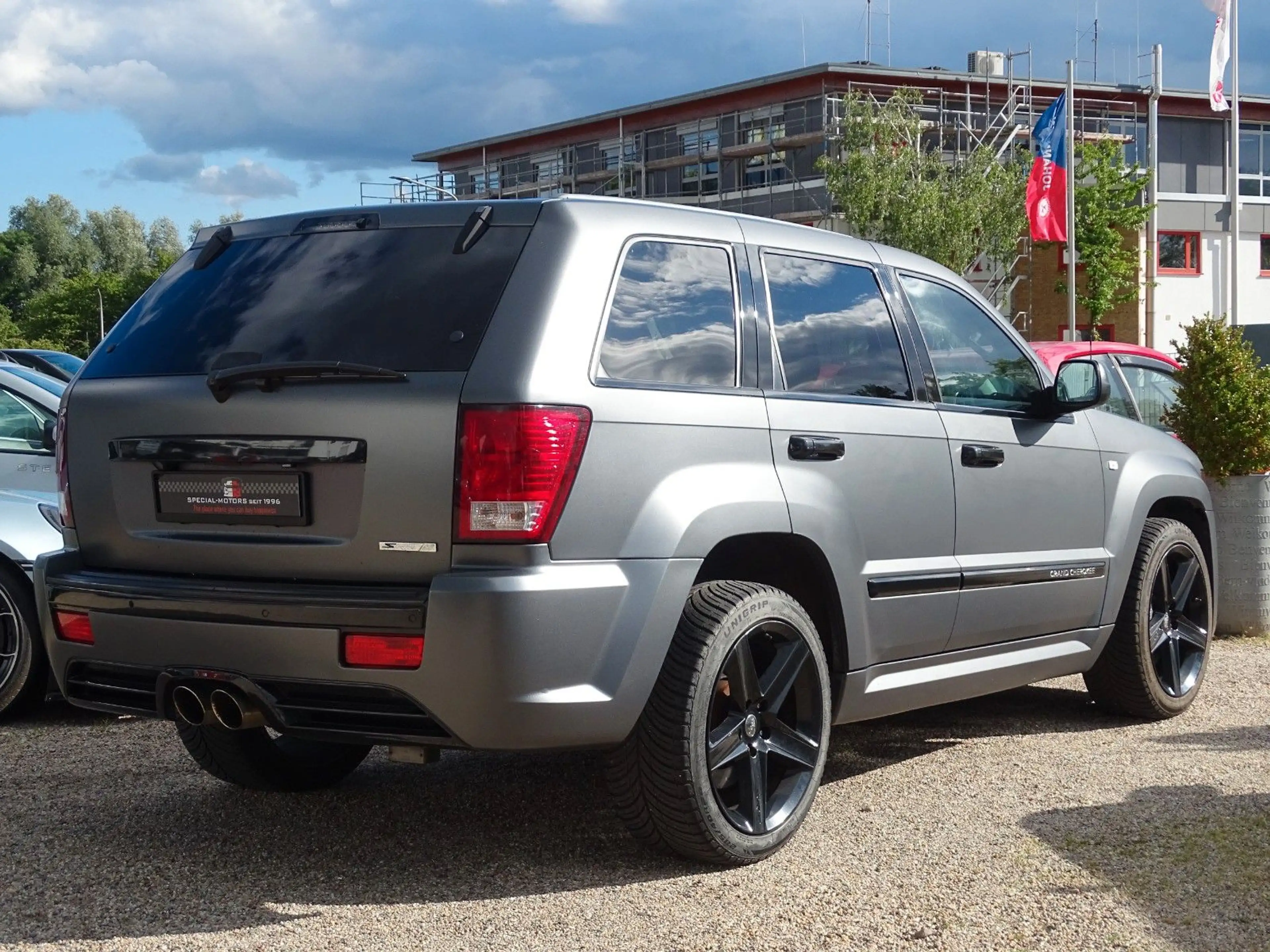 Jeep Grand Cherokee SRT8 6.1L V8 HEMI  -Top Zustand- — photo 7